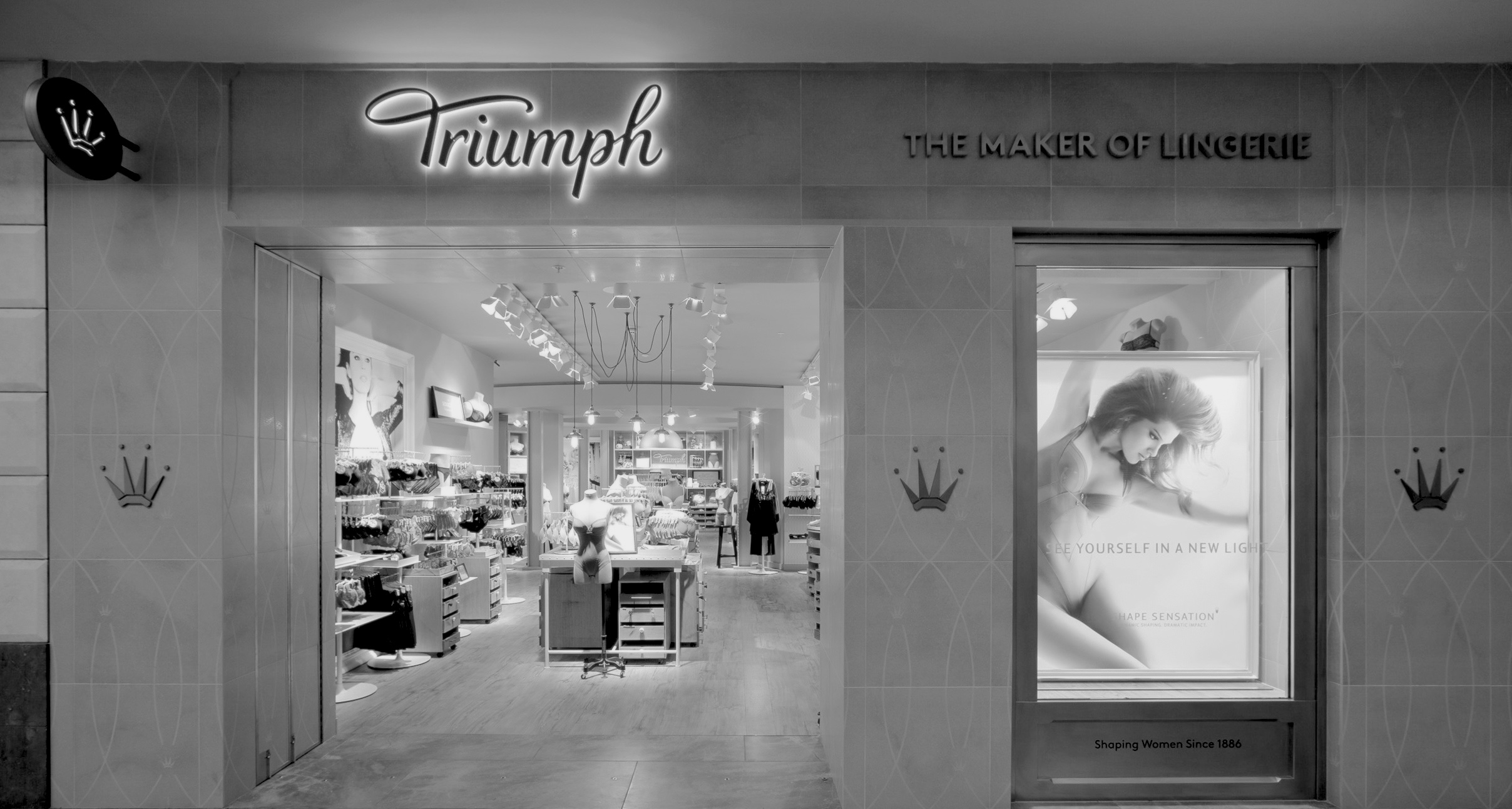Triumph_Bluewater_Store_Front.jpg