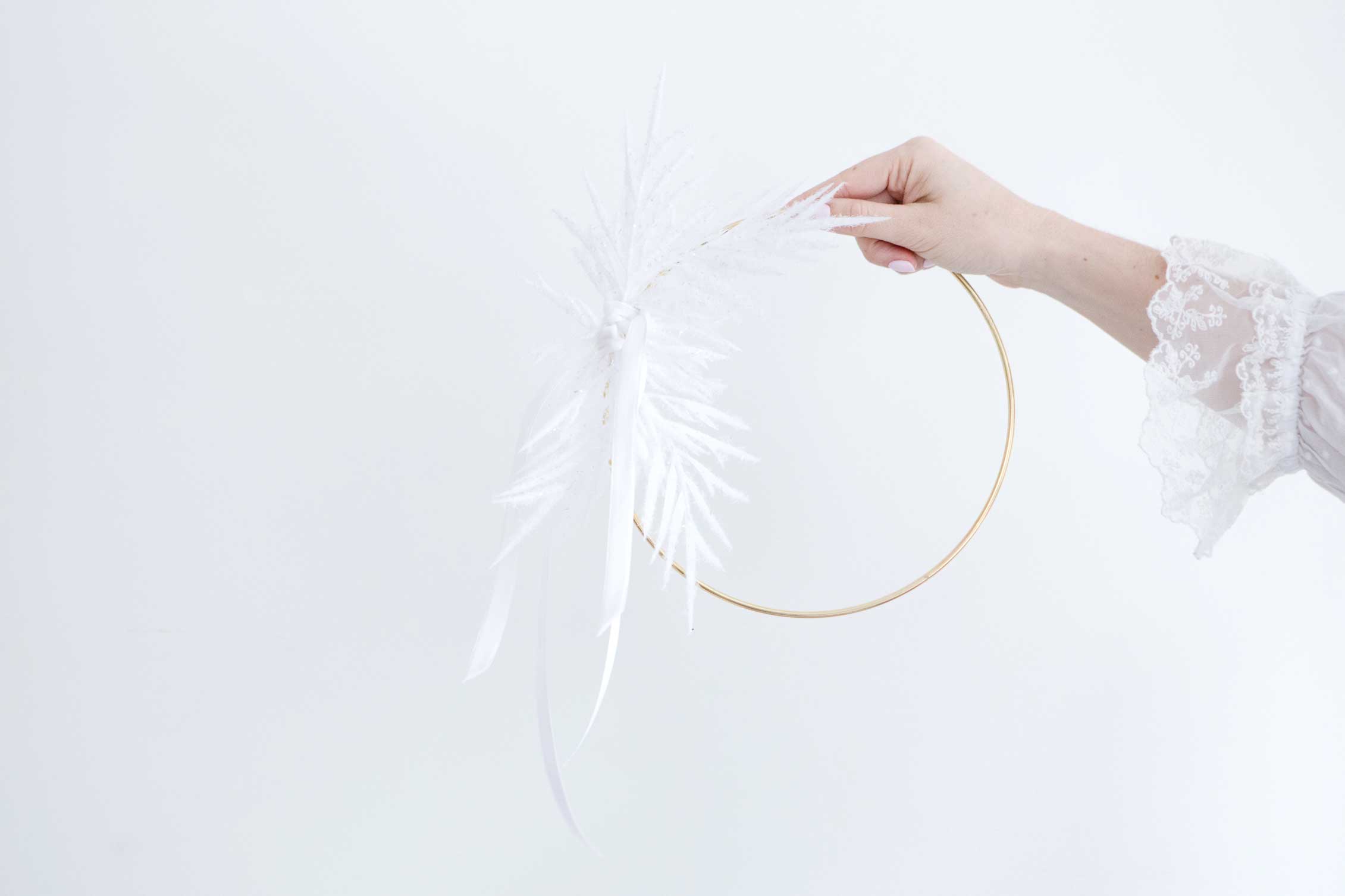 StudioBicyclette_ModernMinimalWreath-19.jpg