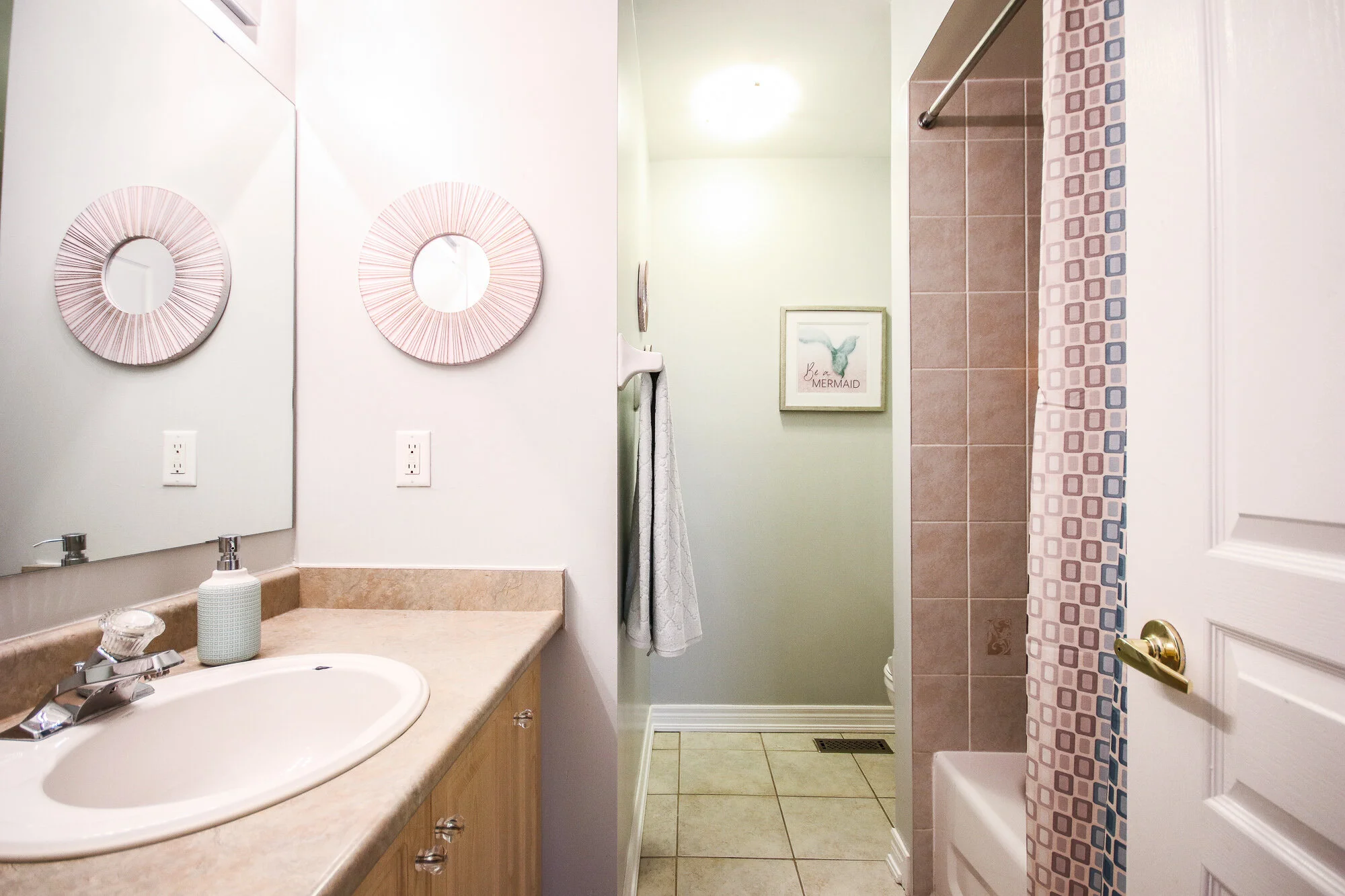 050.jpg