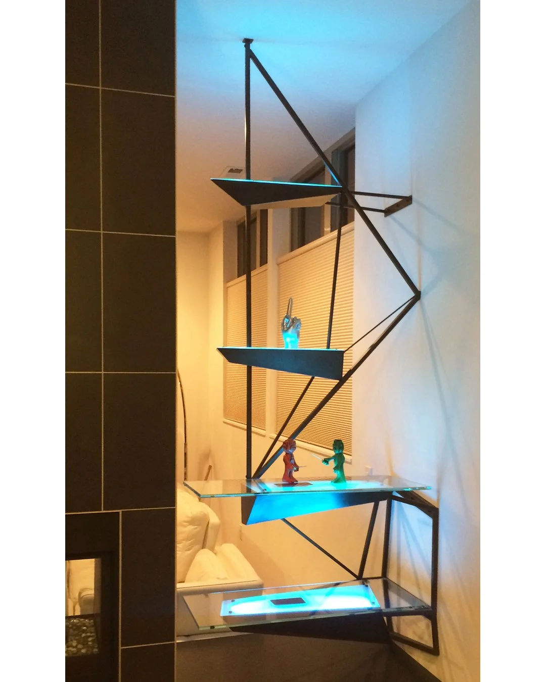 encapture steel shelving and l.e.d.lighting — flyLo, Ltd.