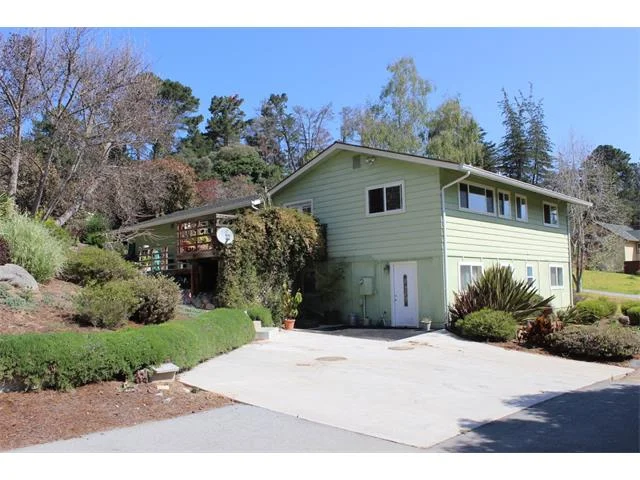 563 Paradise Rd.jpeg