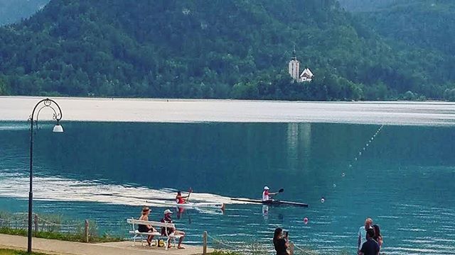 Our friend Mark Wilson teaching a rowing clinic with surf ski paddlers on Lake Bled in Croatia!🇭🇷 With one of our Stellar Surf Skis! 🚣&zwj;♂️
&bull;
&bull;
&bull;
#CentralFloridaPaddleAttic #PaddleOrlando #Stellar&nbsp;&nbsp;#Surfskis #Kayaks #Orl