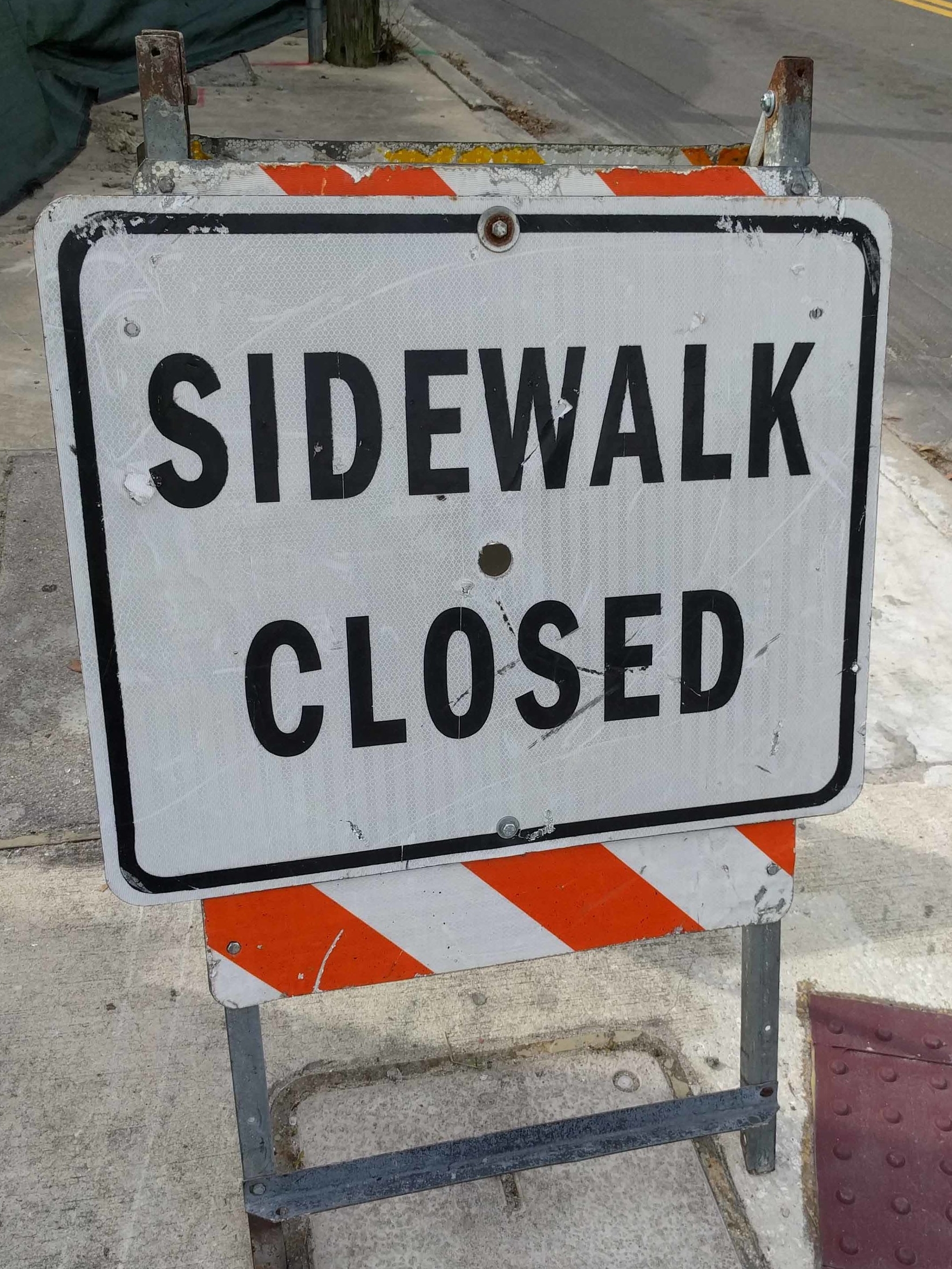 MOT Sidewalk Closed