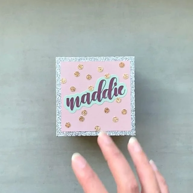 Year 🖐🏼 Cupcake Surprise Box!