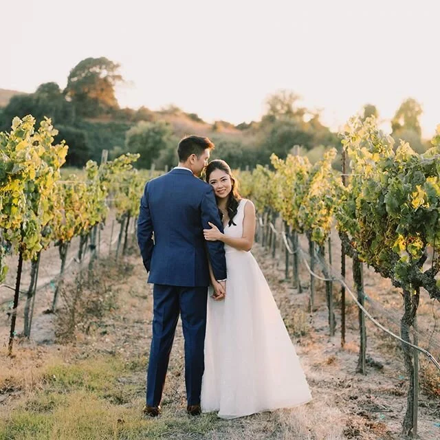 Sunsets 😍
.
Venue | @eaglevinesgolfclub 
Planner | @readysetcoordinate 
Photographer | @danyachenphoto 
Videographer | @peekmediagram 
DJ | @dj.jkixx
HMUA | @emilykimmakeup