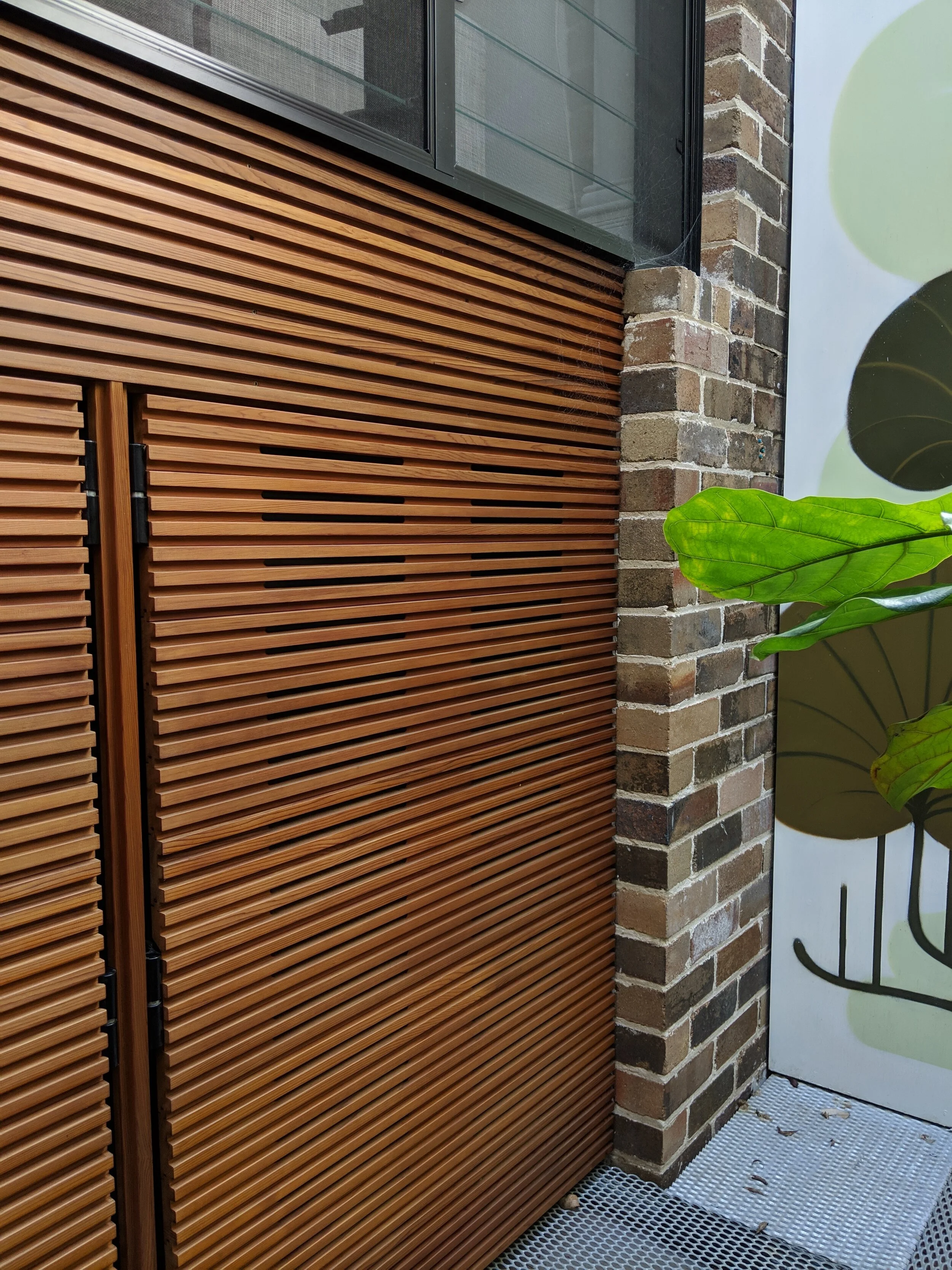  court yard utilities store 