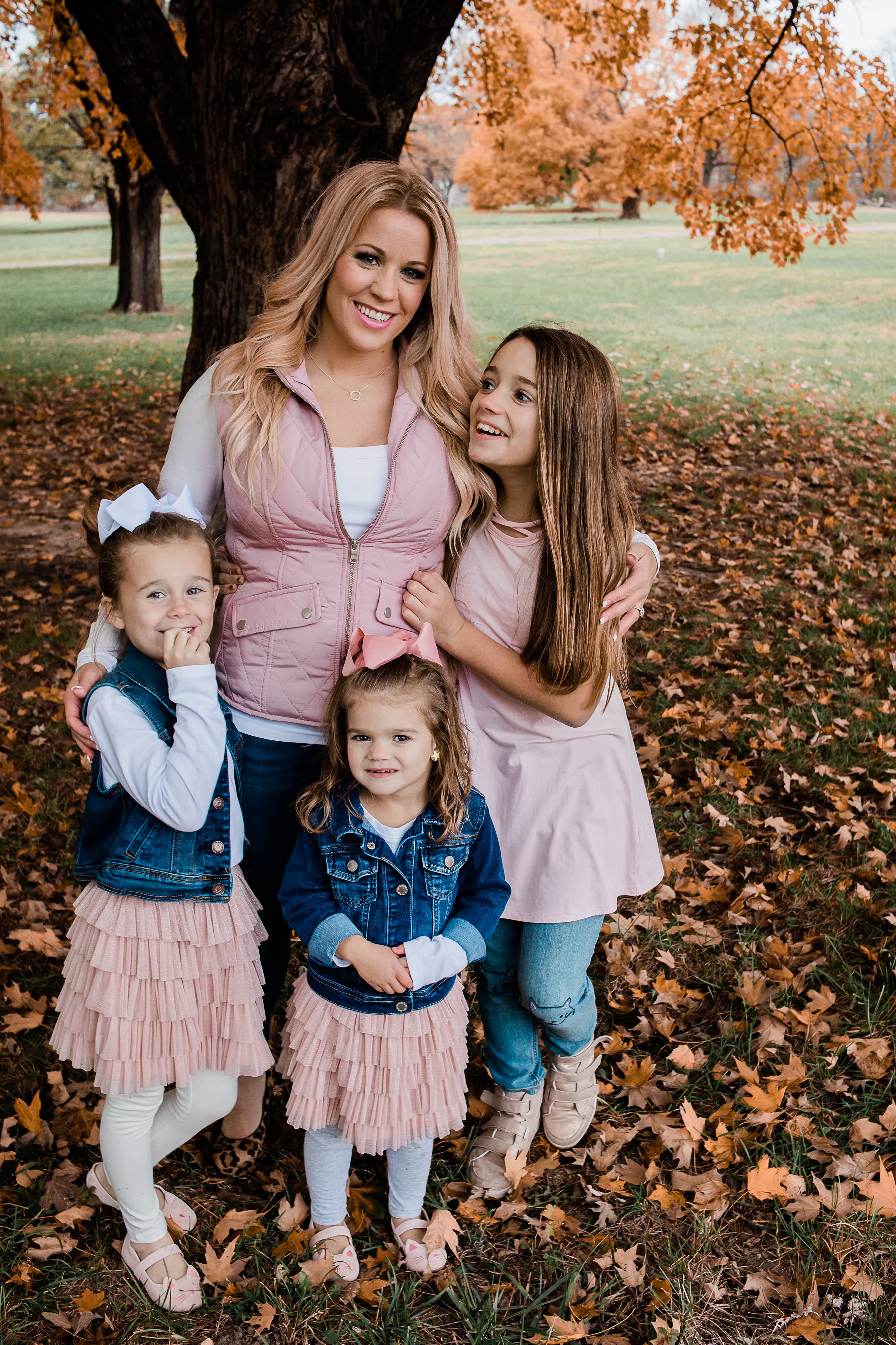 Fall Family Photography at Belvoir WInery by Family Photographer in Kansas City, Merry Ohler (8)