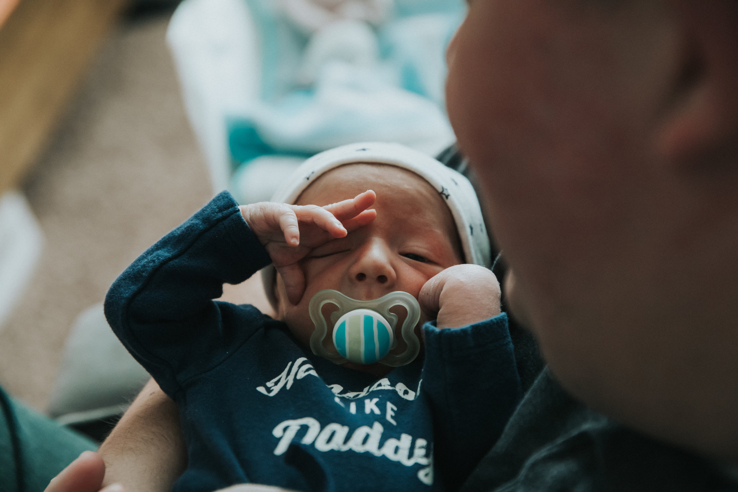 Lifestyle Newborn Photography in Kansas City by Merry Ohler - 2