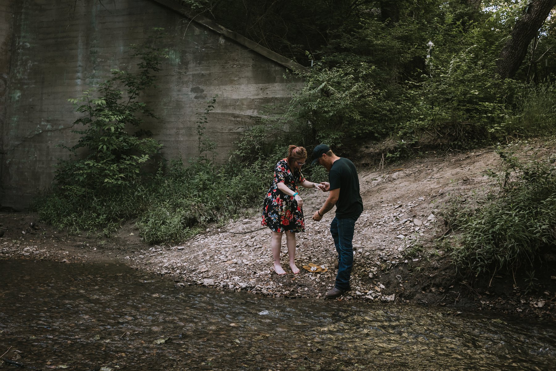 Creek Maternity Photography in Kansas City by Merry Ohler | Wedding Photographer Kansas City-21