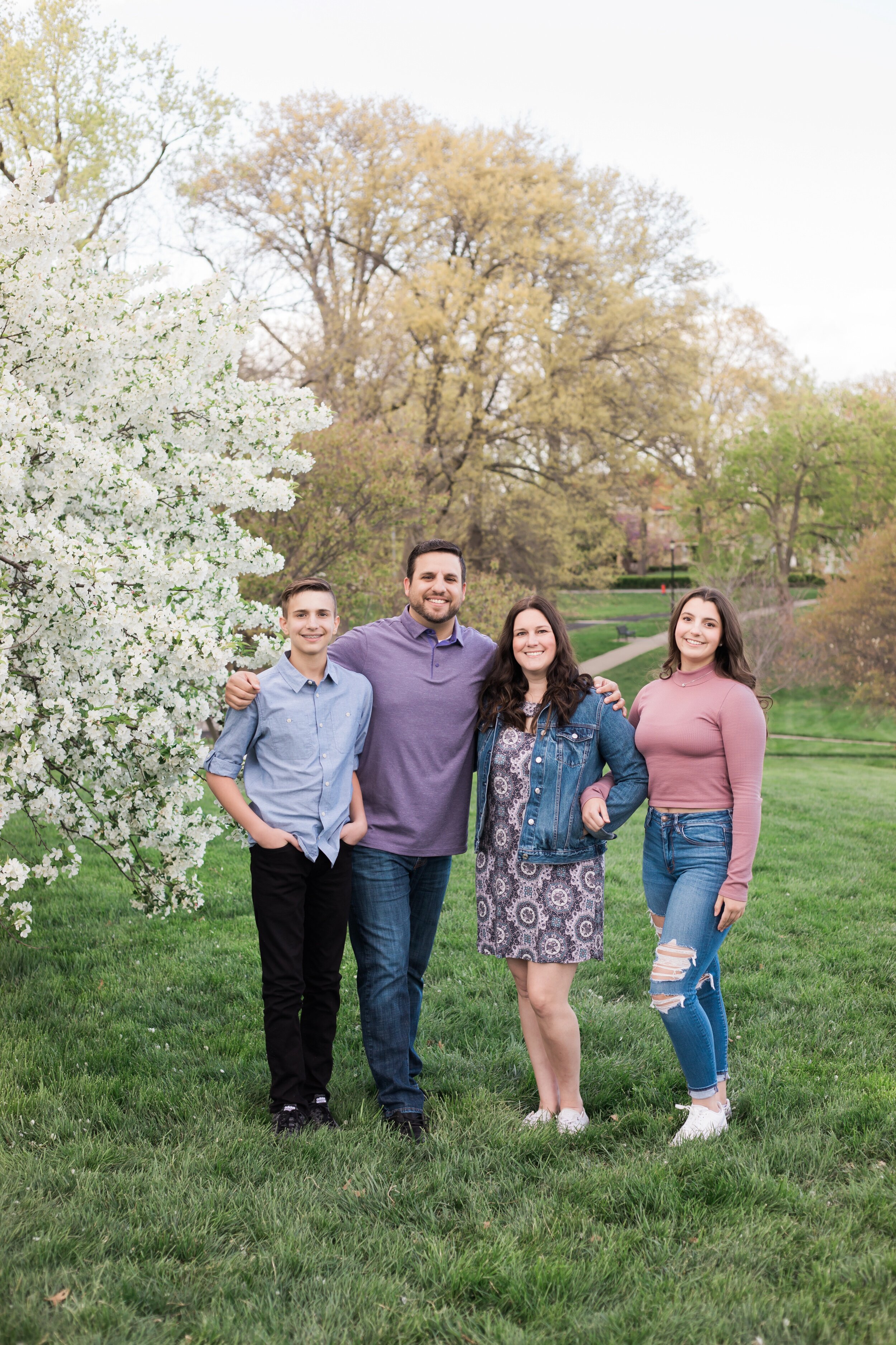 Spring Family Photography at Loose Park in Kansas City - 1