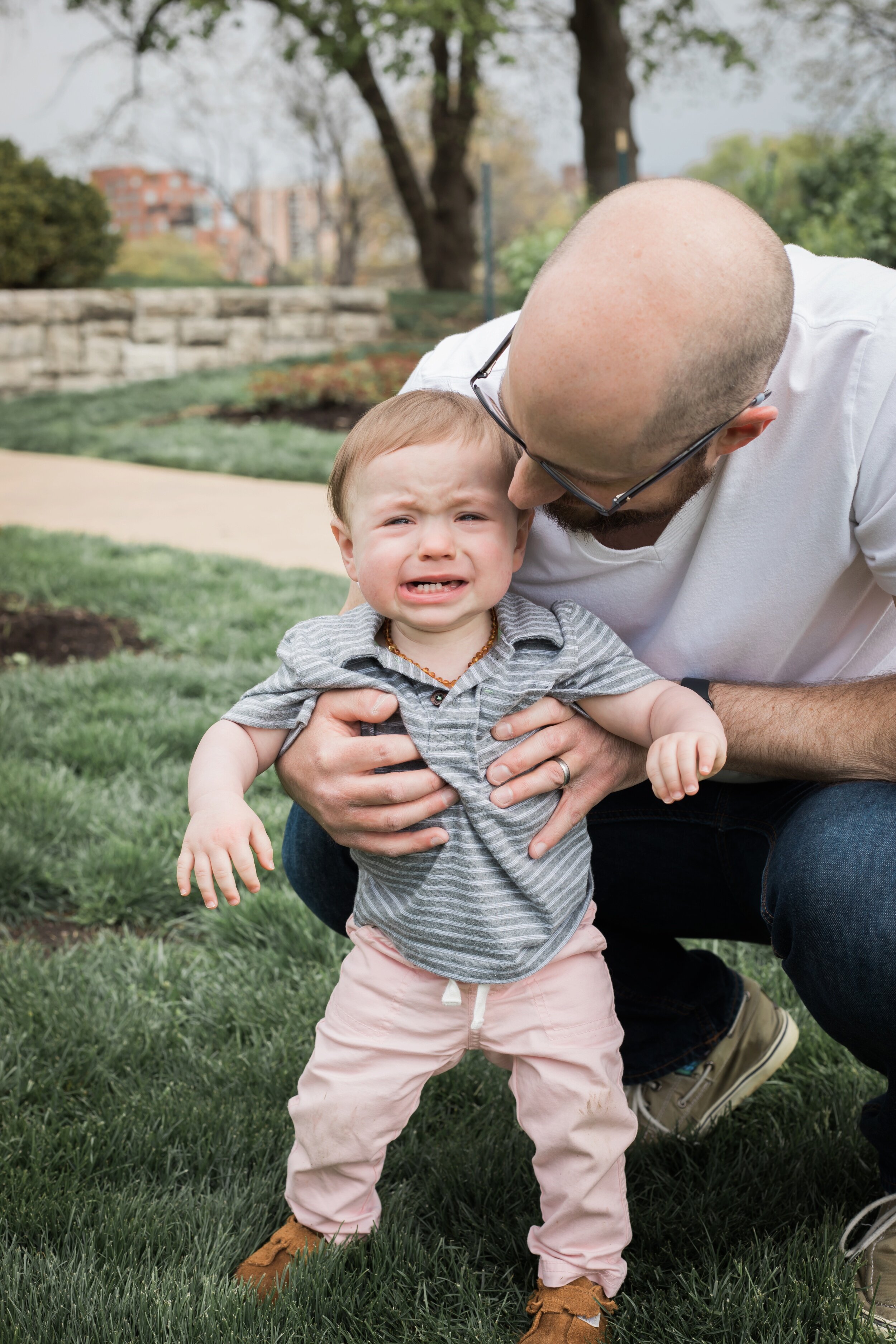 Spring Family Photos at Loose Park in Kansas City - 20