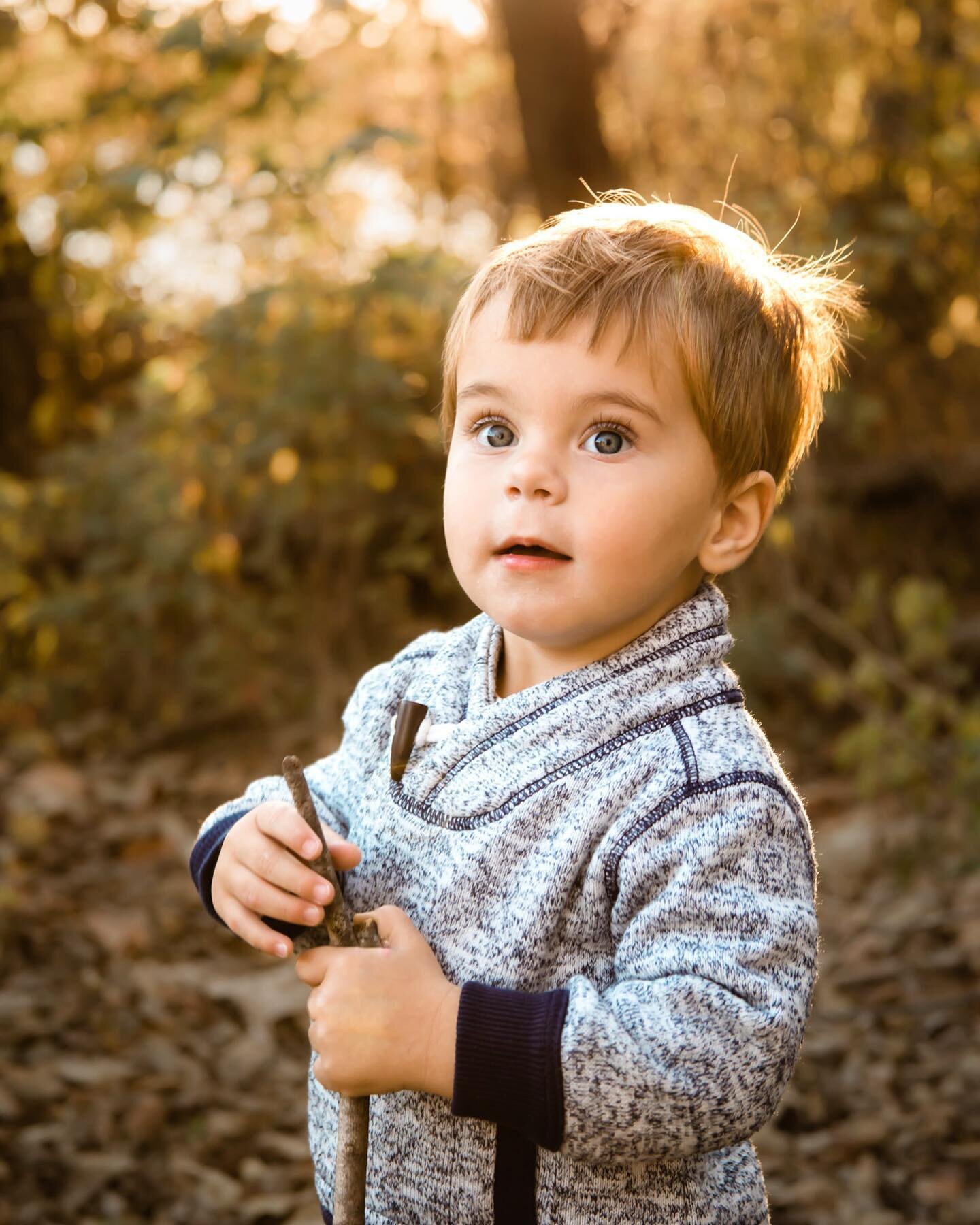 The wonder on this sweet little face is sheer magic. When is the last time you allowed yourself to be so fully immersed in a moment that you actually felt wonder? Life has a way of pulling us from one minute to the next so quickly we rarely stop to s