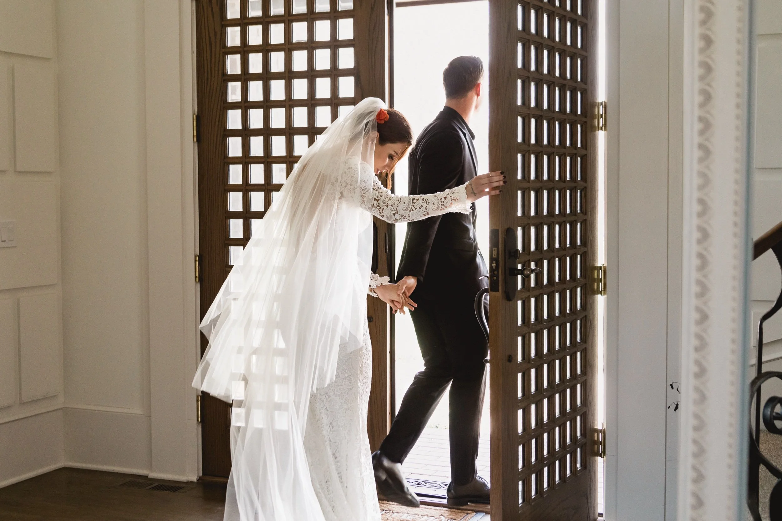 Why Winter and Early Spring Are Incredible for Eloping in Kansas City