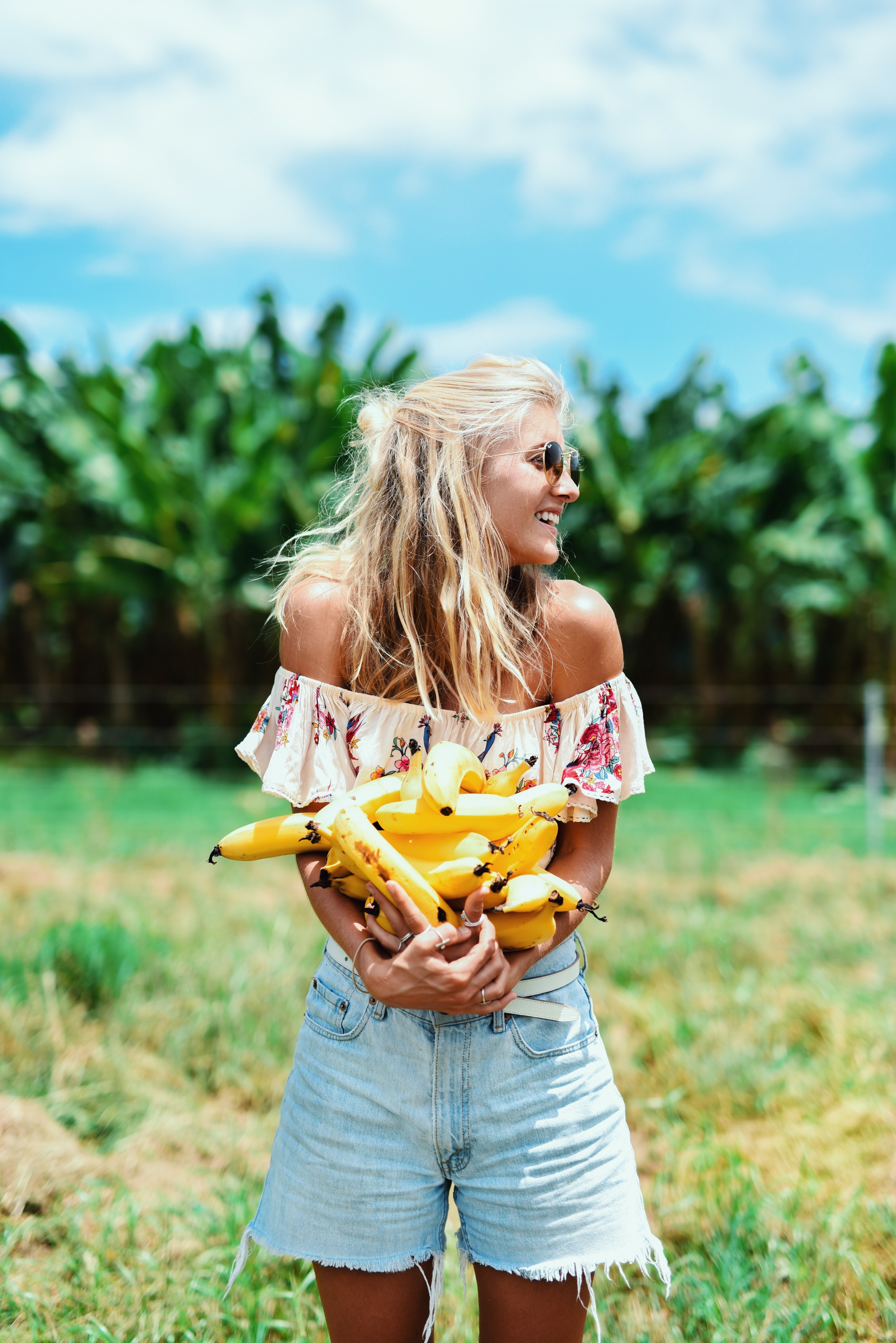 Stocking up on local banana's, the perfect road trip snack...