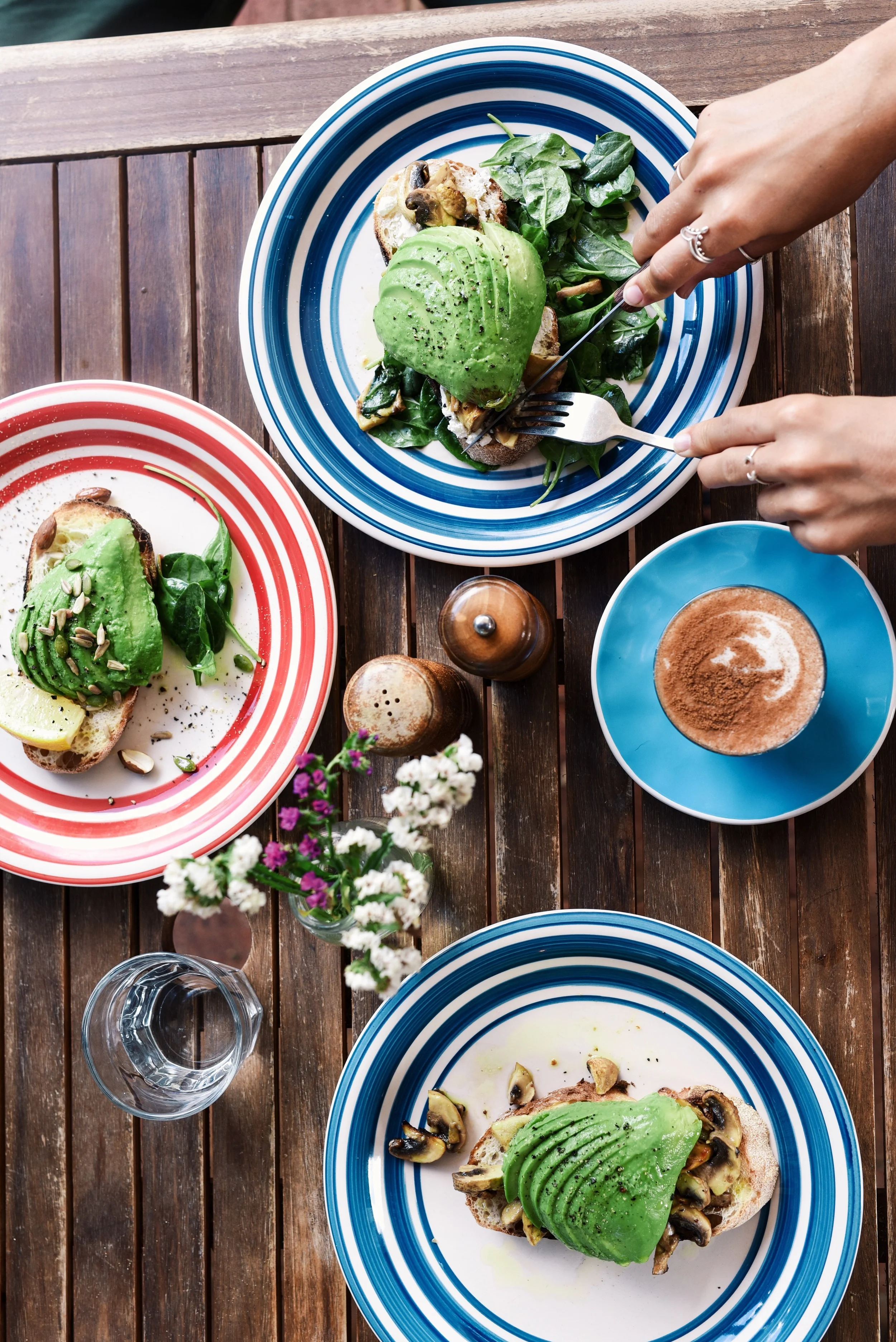 Avo on toast at The Early Bird