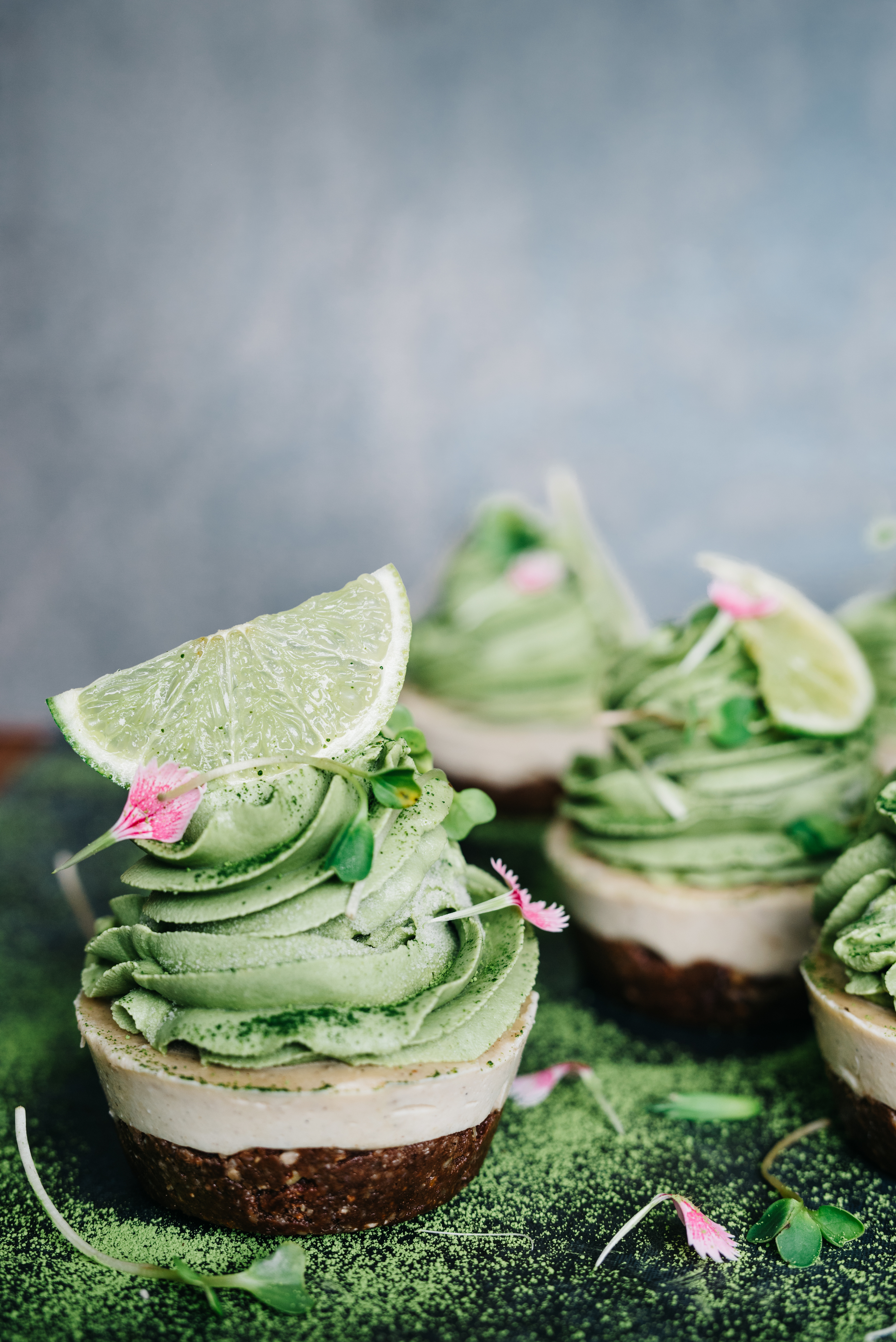 Raw Matcha Lime & Vanilla Cupcakes
