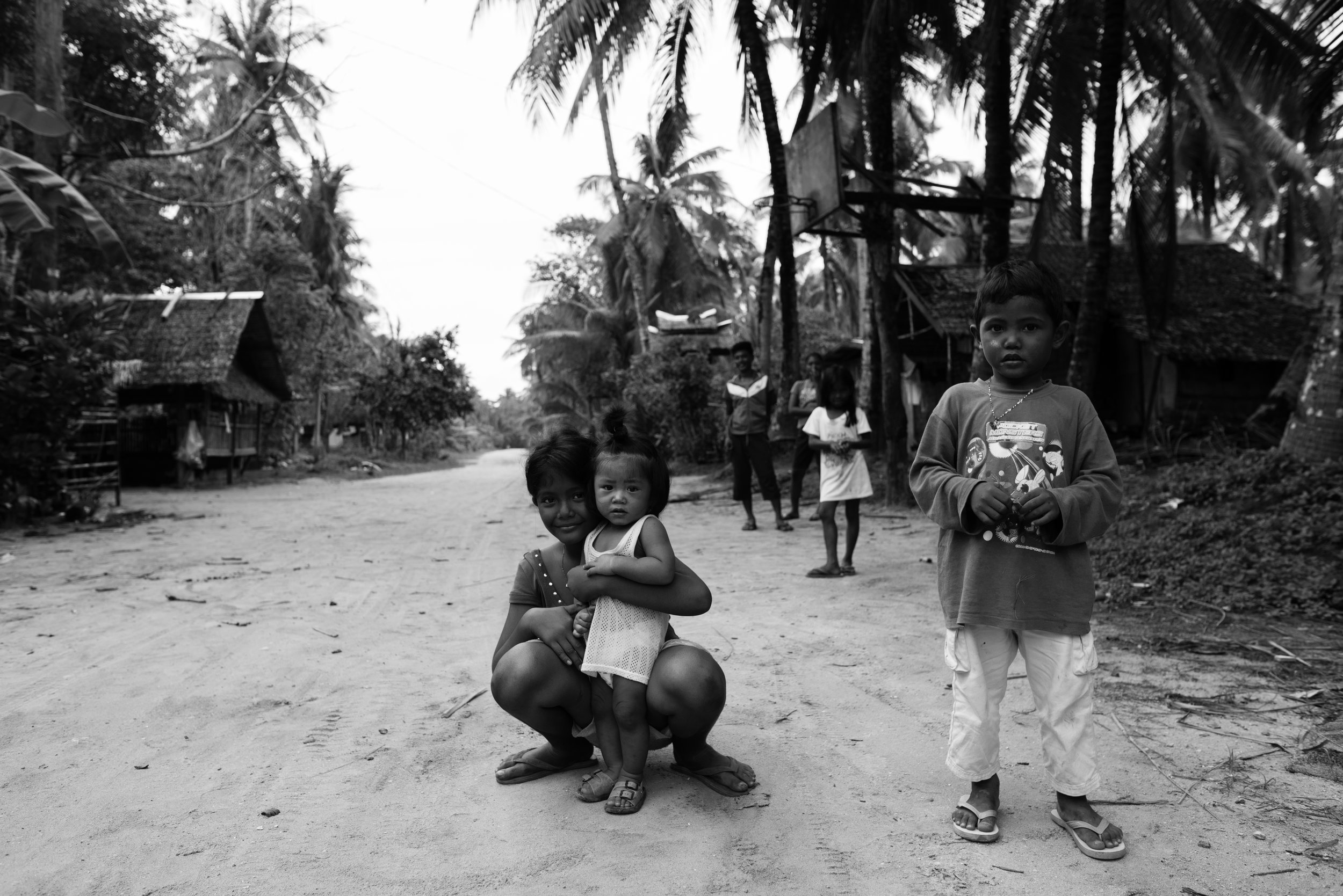 Beautiful children in the streets of Siargao 