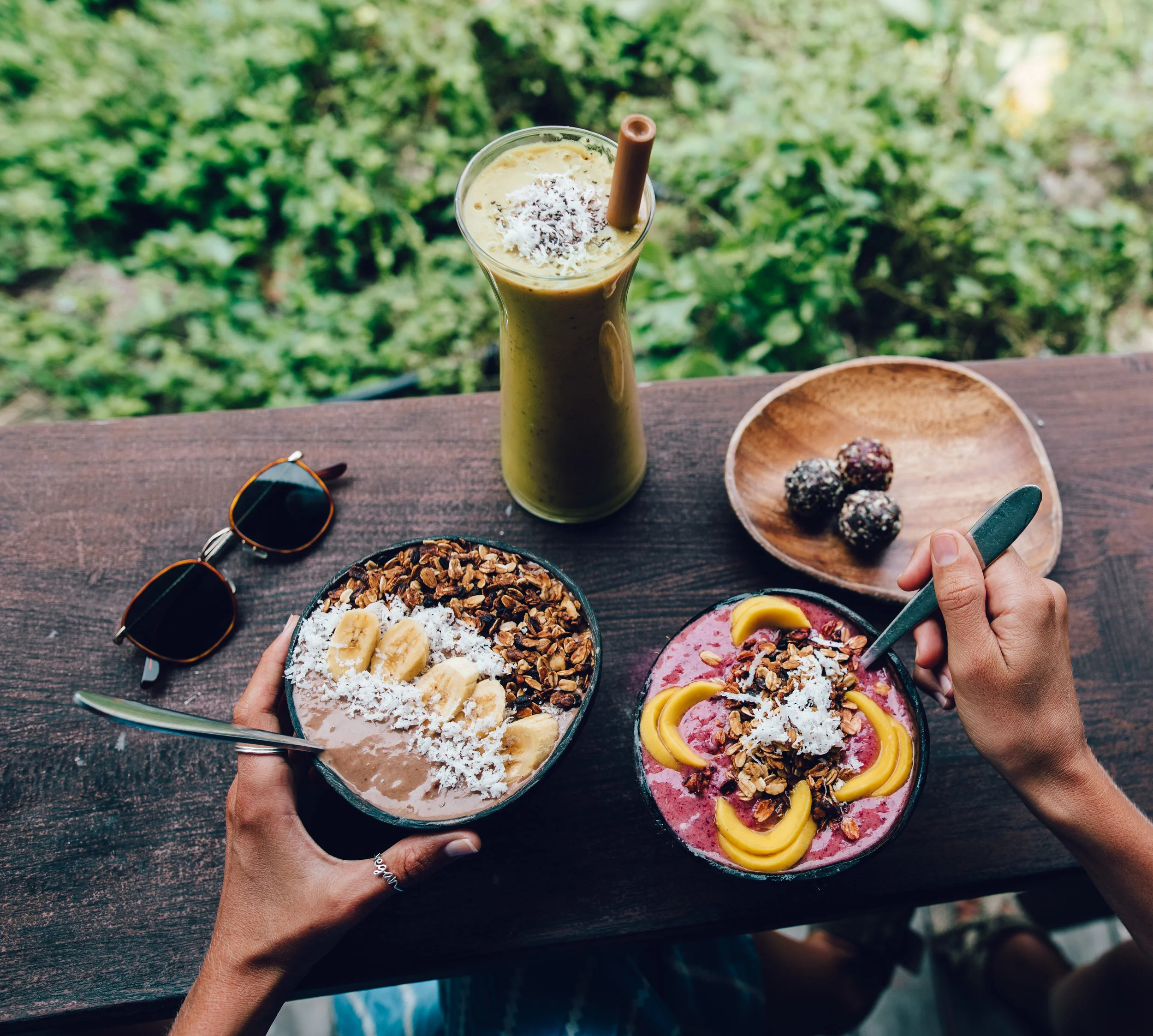 Smoothie bowls at Shaka Bowls (Vegan ring: YCL jewels) 