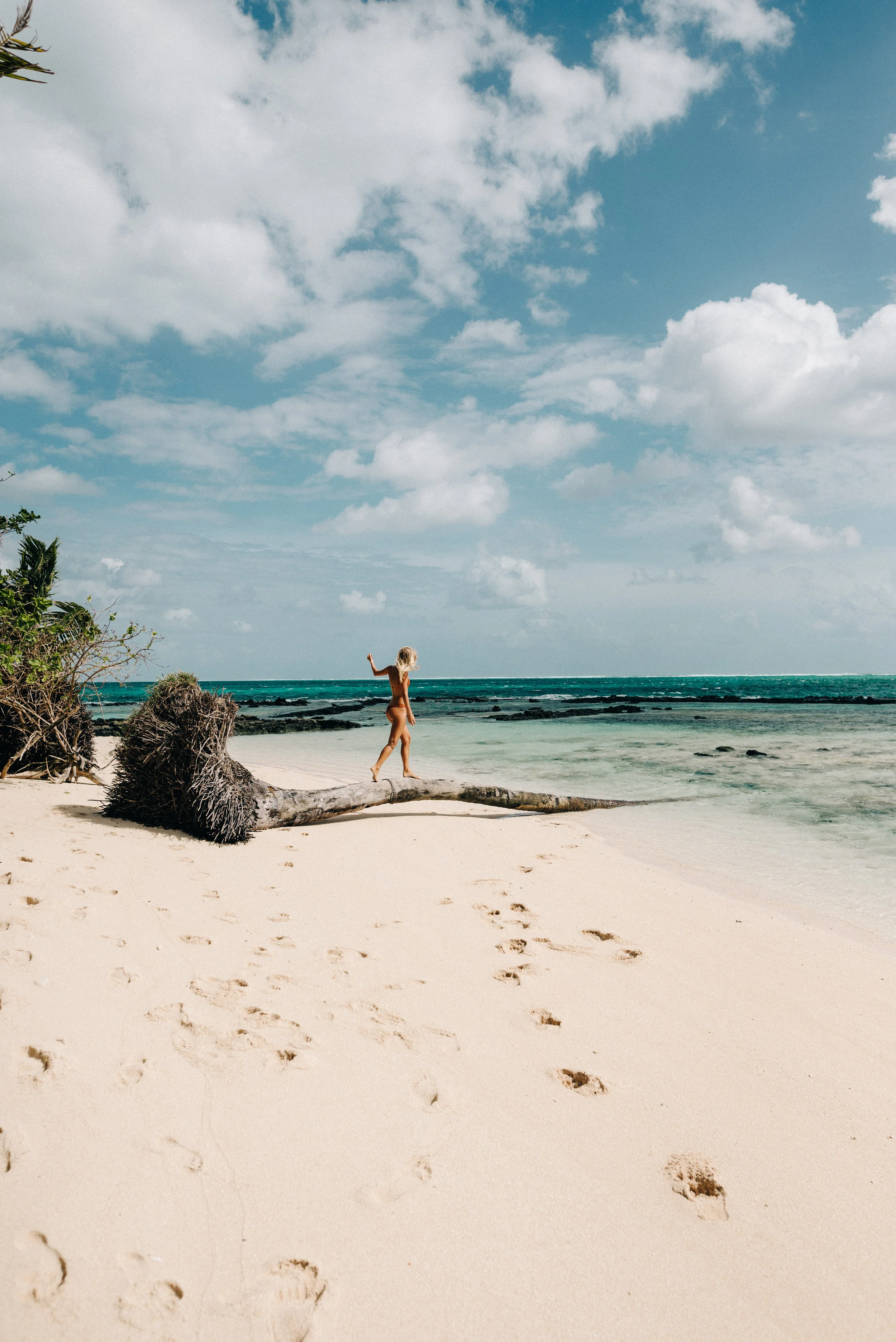 Playing in the day of sunshine on Guyam Island 
