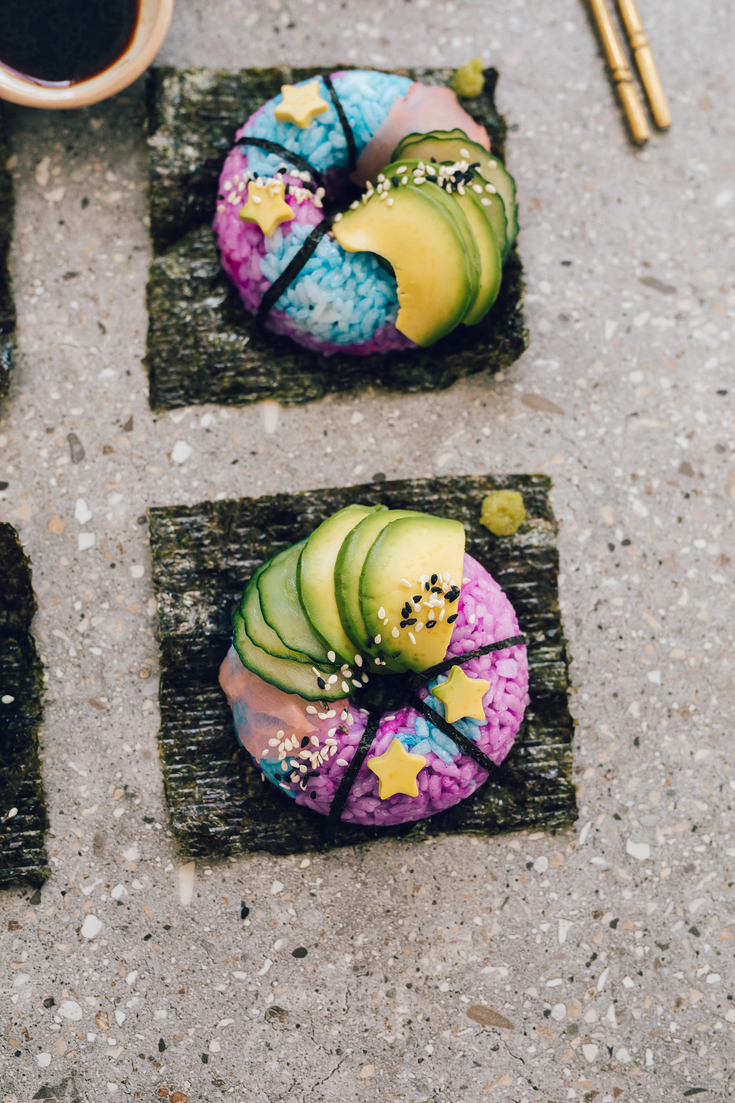 Unicorn Superfood Sushi Doughnuts!