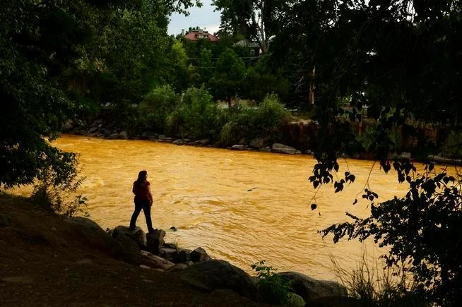 polluted-river.jpeg