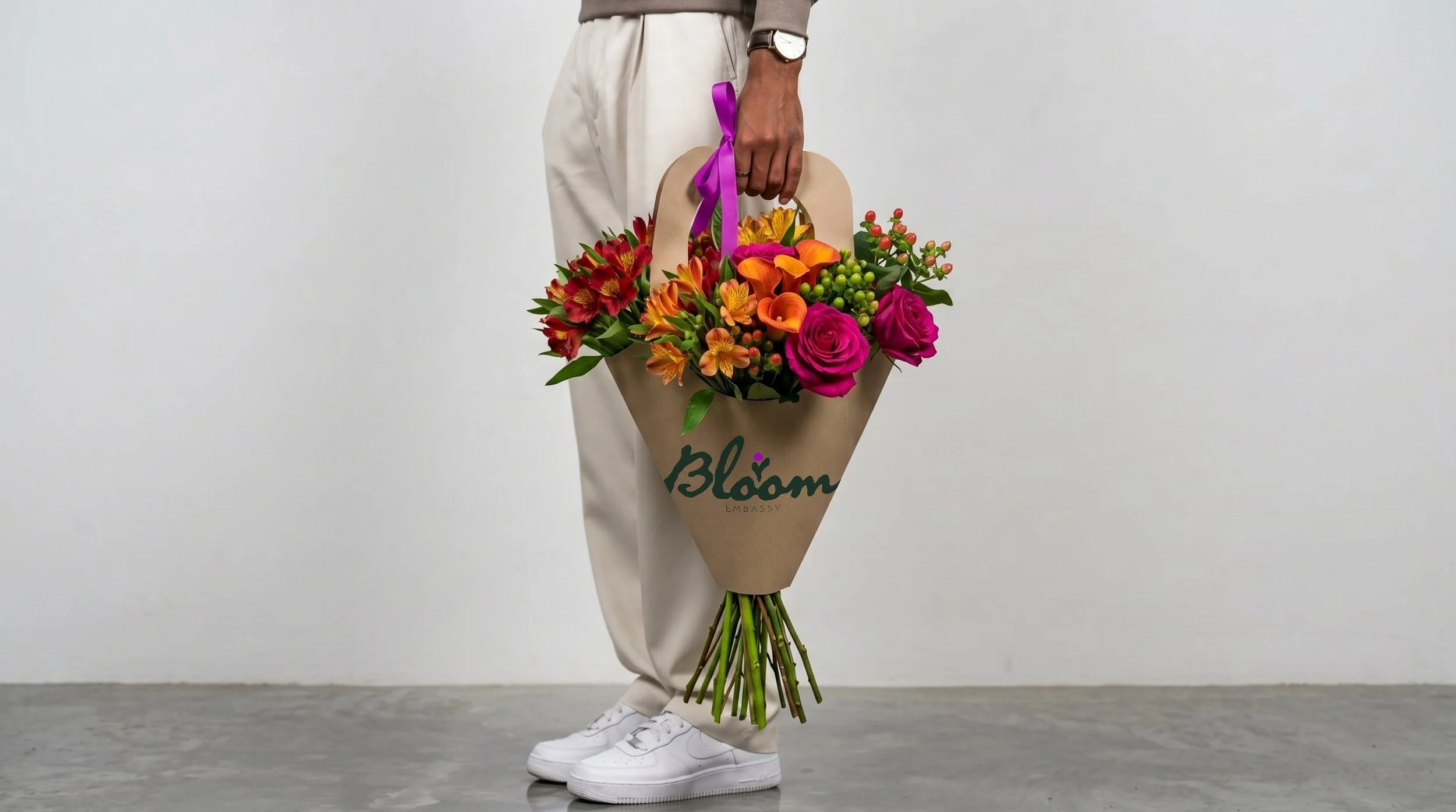Bloom Bouquet Holder.jpg