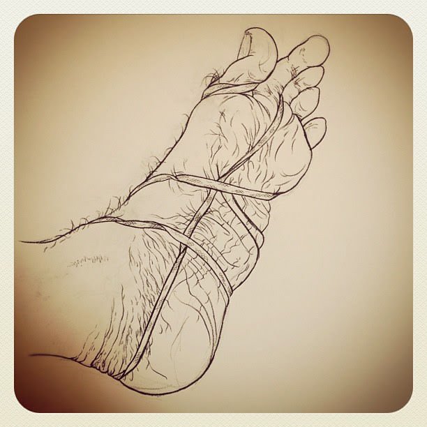 had-to-draw-the-bottom-of-my-foot-wrapped-with-a-shoe-lace-and-try-and-make-it-as-wrinkly-as-possible-goal-was-to-try-and-observe-every-crease-and-wrinkle-all-the-gritty-details-in-charcoal-illustration_8018049953_o.jpg