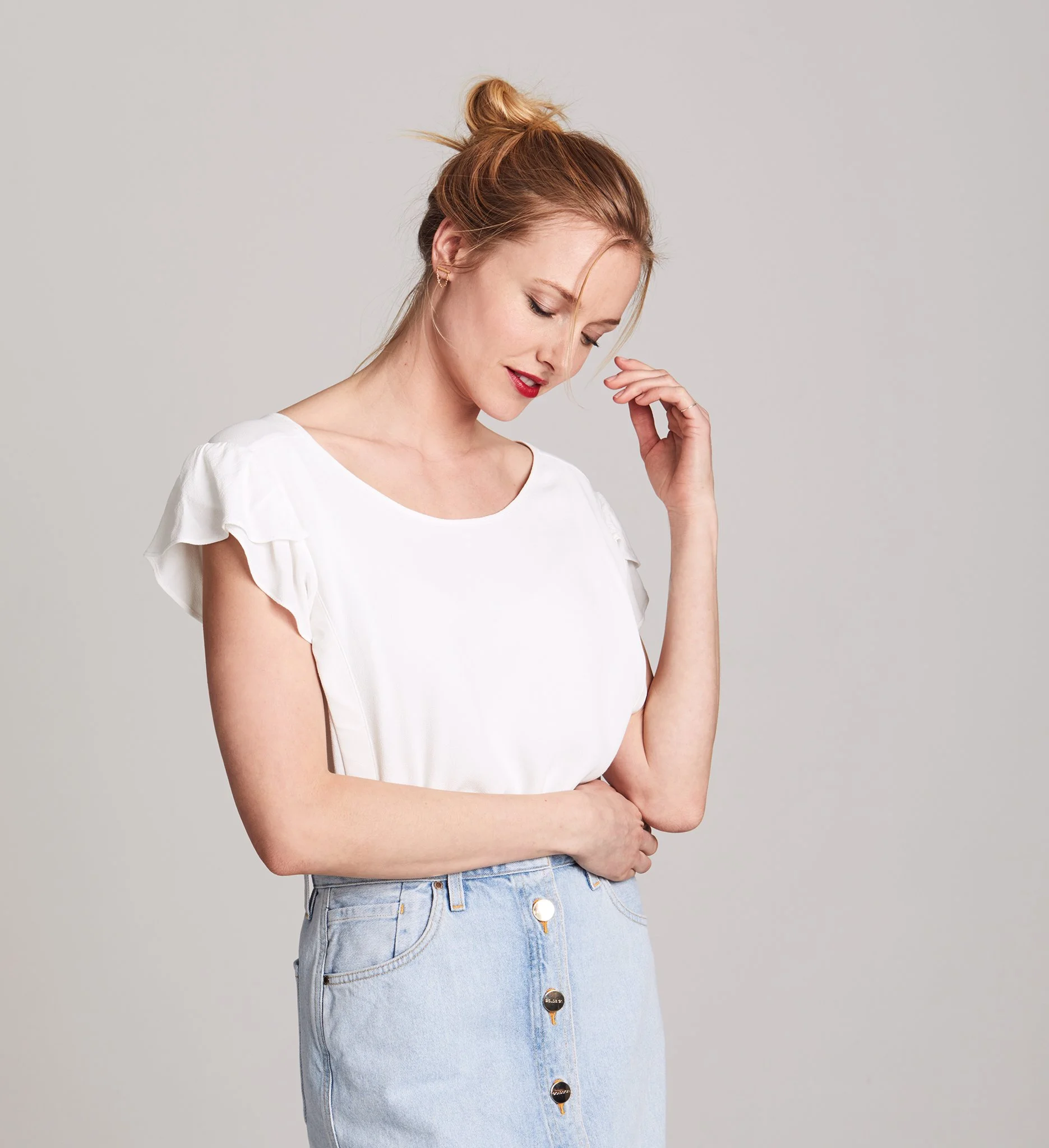 Allette_Ivory_Audrey_Flutter_Sleeve_Nursing_Top_2.jpg