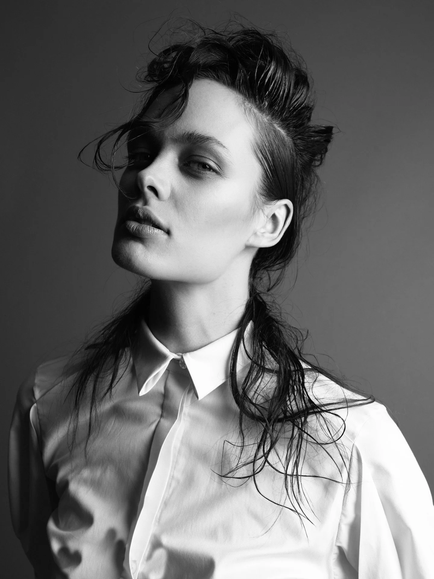 Roberto Aguilar_Photographer_Insp-Youth-Ellen-look1-day2_0056.jpg