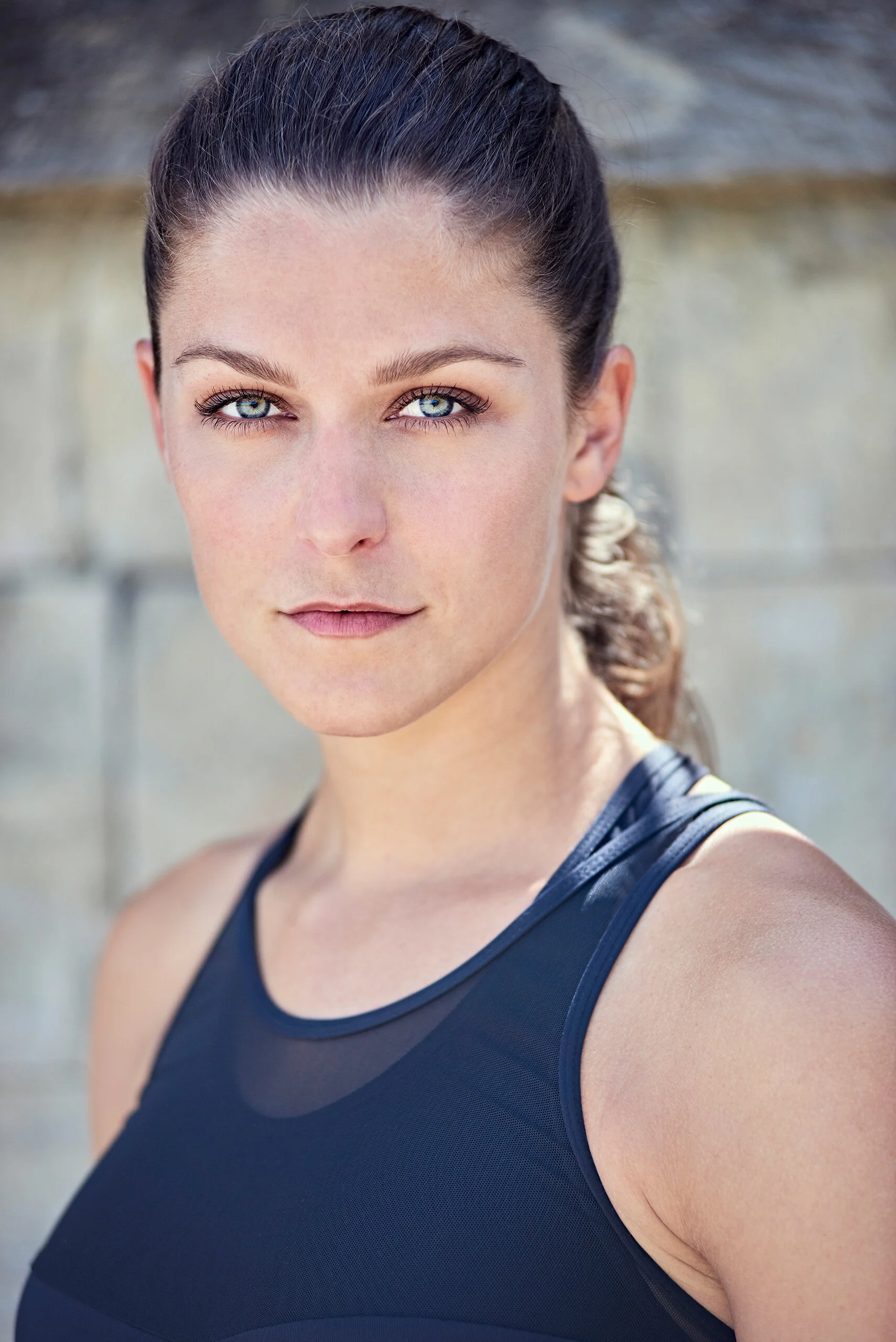 Charlotte_Holmes_013 web.jpg