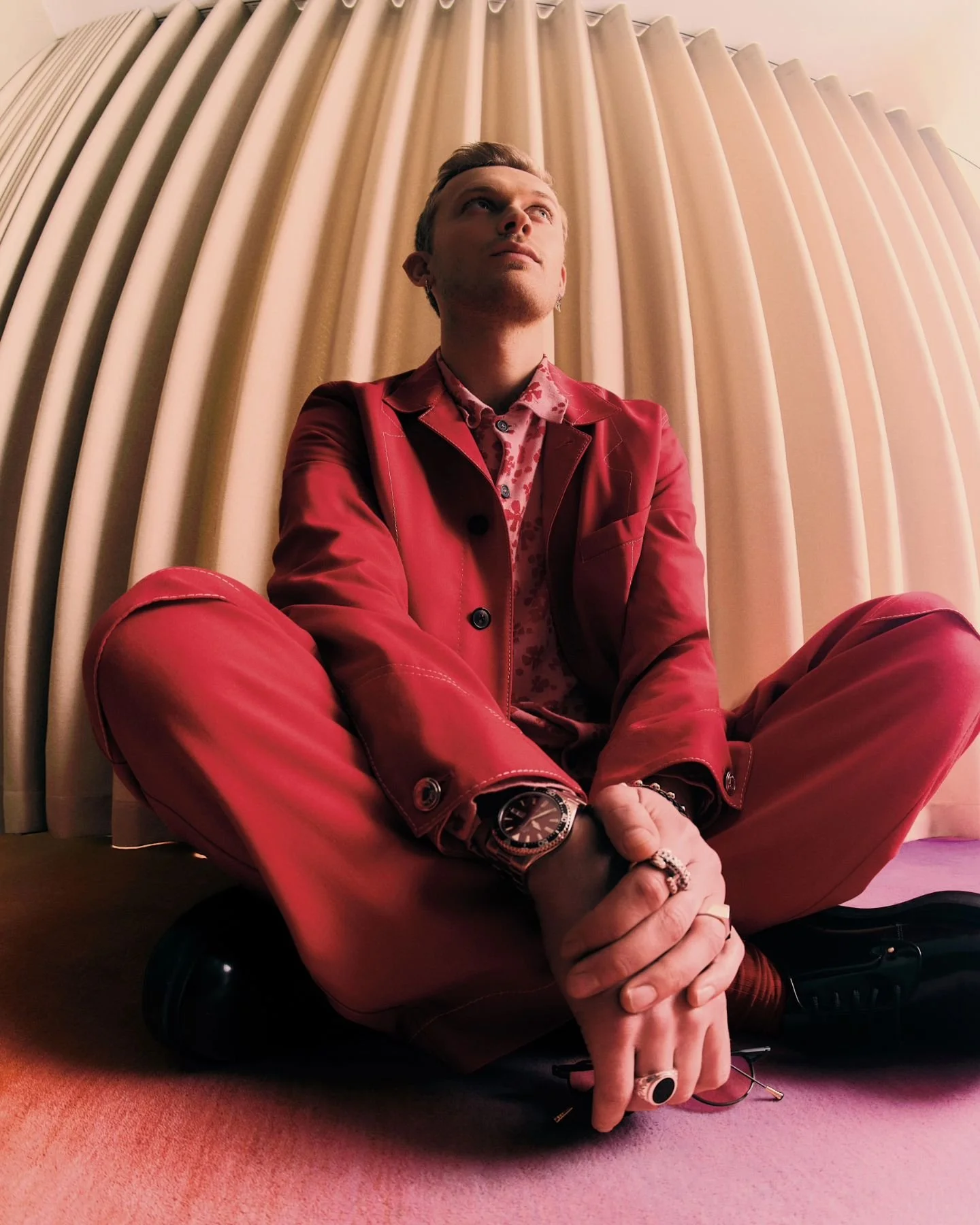 @freddiedennis for @fuuuckingyoung
Photos @paulhempstead 
Styling @chalisaguerrerostylist 
@hair @diegomiranda @btstalent 
Mua @cat_mannarino_makeup 
Set Sophie Western