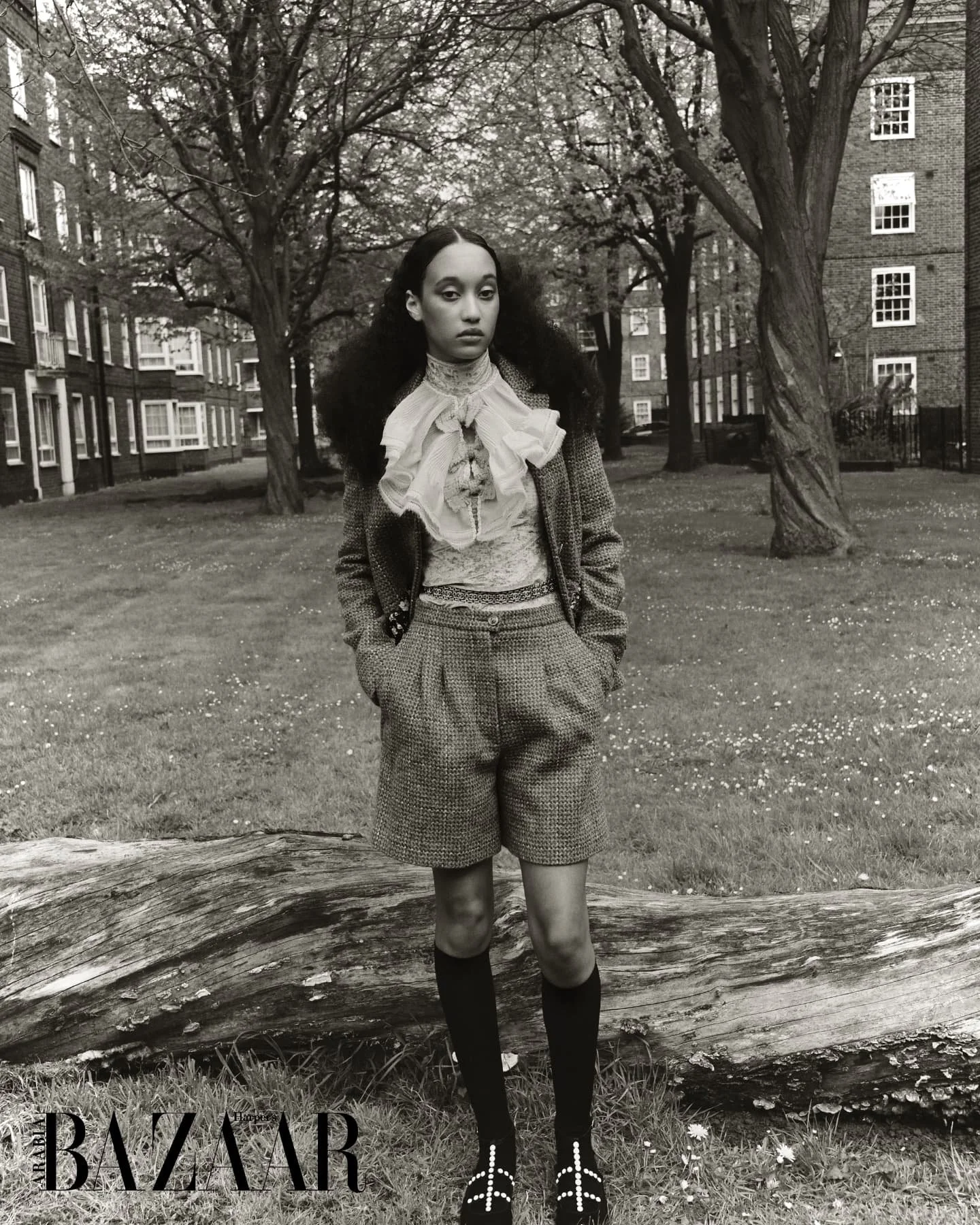 New story for @chanel @harpersbazaararabia 
Photo @jonasbresnan 
Fashion Director @anna_castan 
Fashion asst @_charleshenderson 
MUA @victoriabond007 
Hair @diegomiranda @btstalent
Model @aliceamankwahh