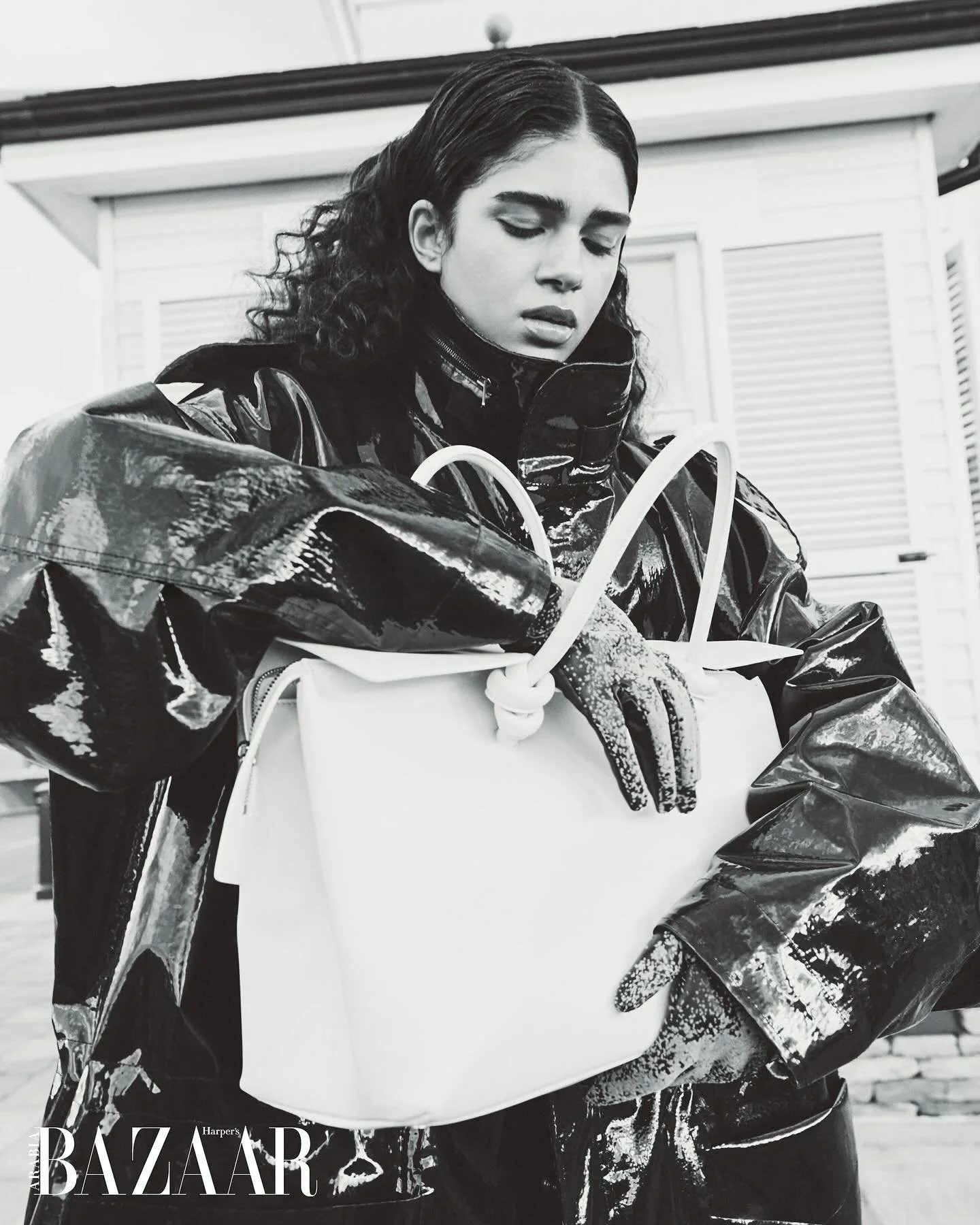 New story 
For
@harpersbazaararabia
Styling: @laura.jane.brown
Photography: @vladimirmarti
Model: @laetitiathalien @milkmodelmanagement
Styling Assistant: @charlotte.marsh
Make Up Artist: @megumi.matsuno
Hair Stylist: @diegomiranda @btstalent using @