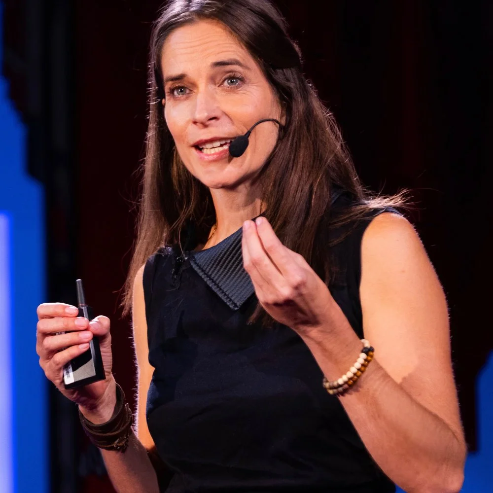 Speaker presenting at a veterinary conference