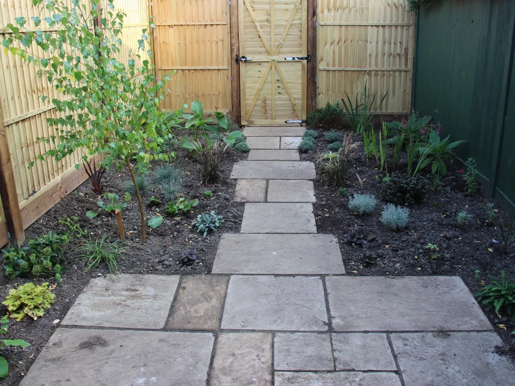 Patio & Planting SE17