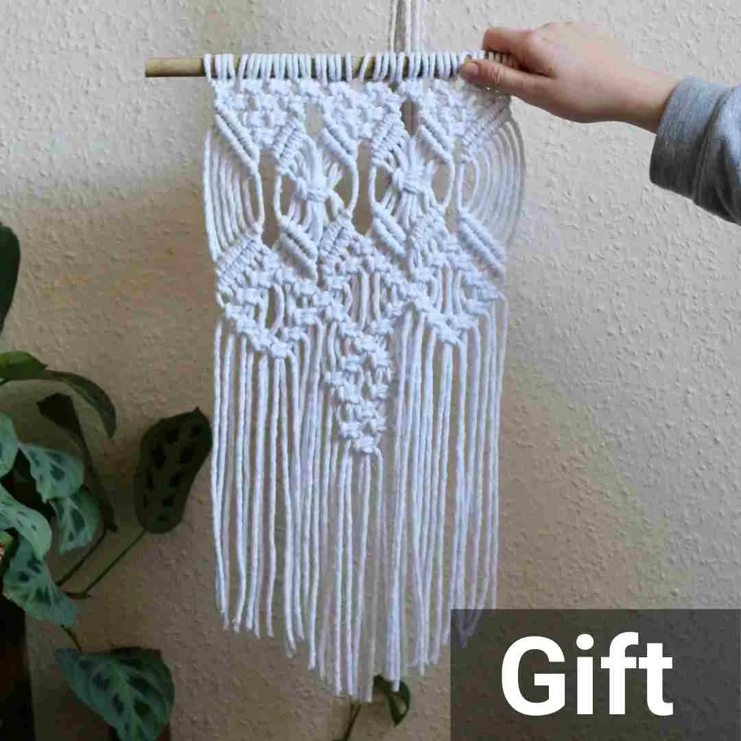macrame, Booking gift.jpg