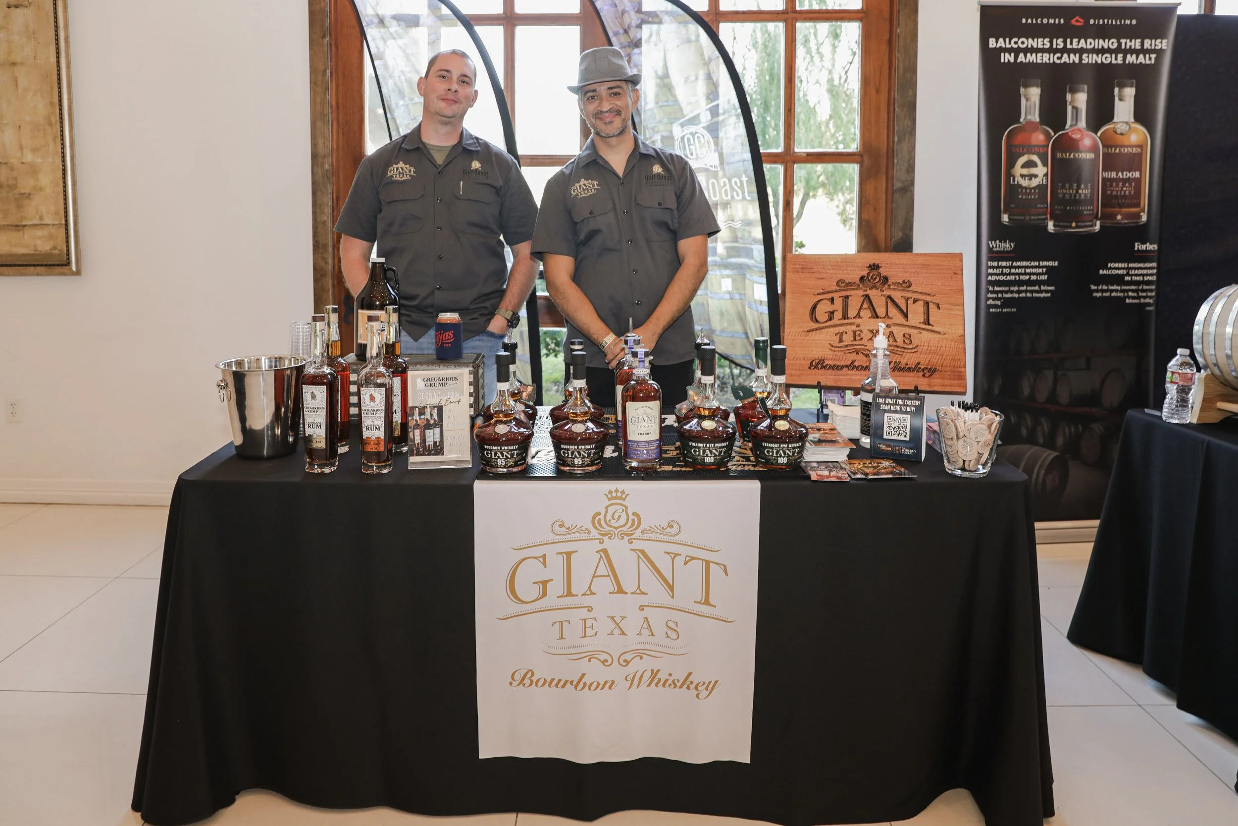 Giant-14.jpg