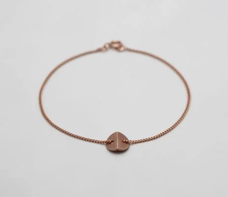 Armband1faltigpurrose2.jpg