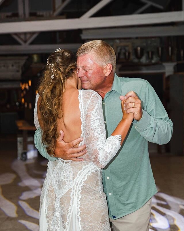 Dads rock so hard. 
A wedding day is just smashed full of special moments and I do my darnedst to capture all of them in detail!  These memories are once-in-a-lifetime.