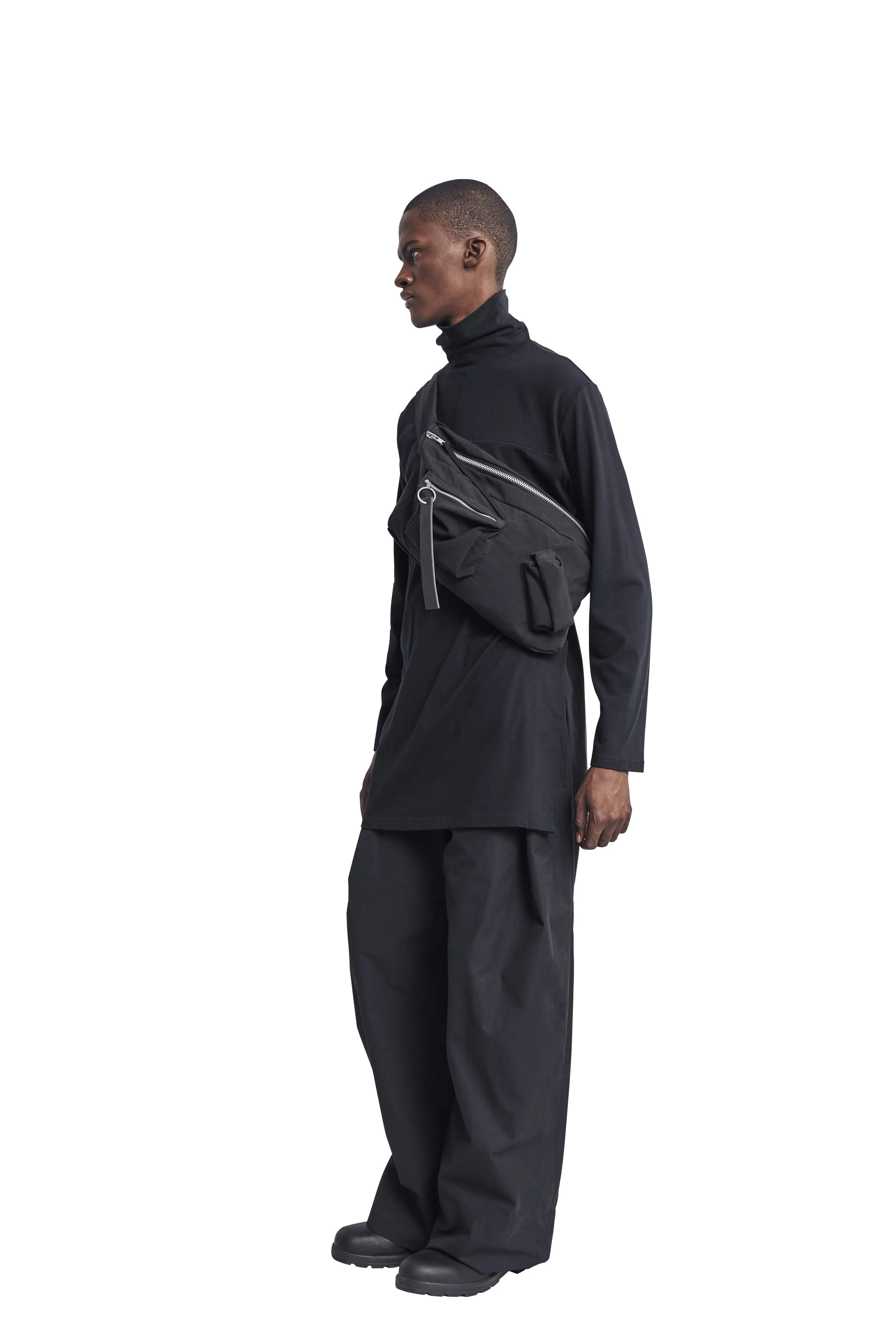 CORE-ISSY-BAG-M.jpg
