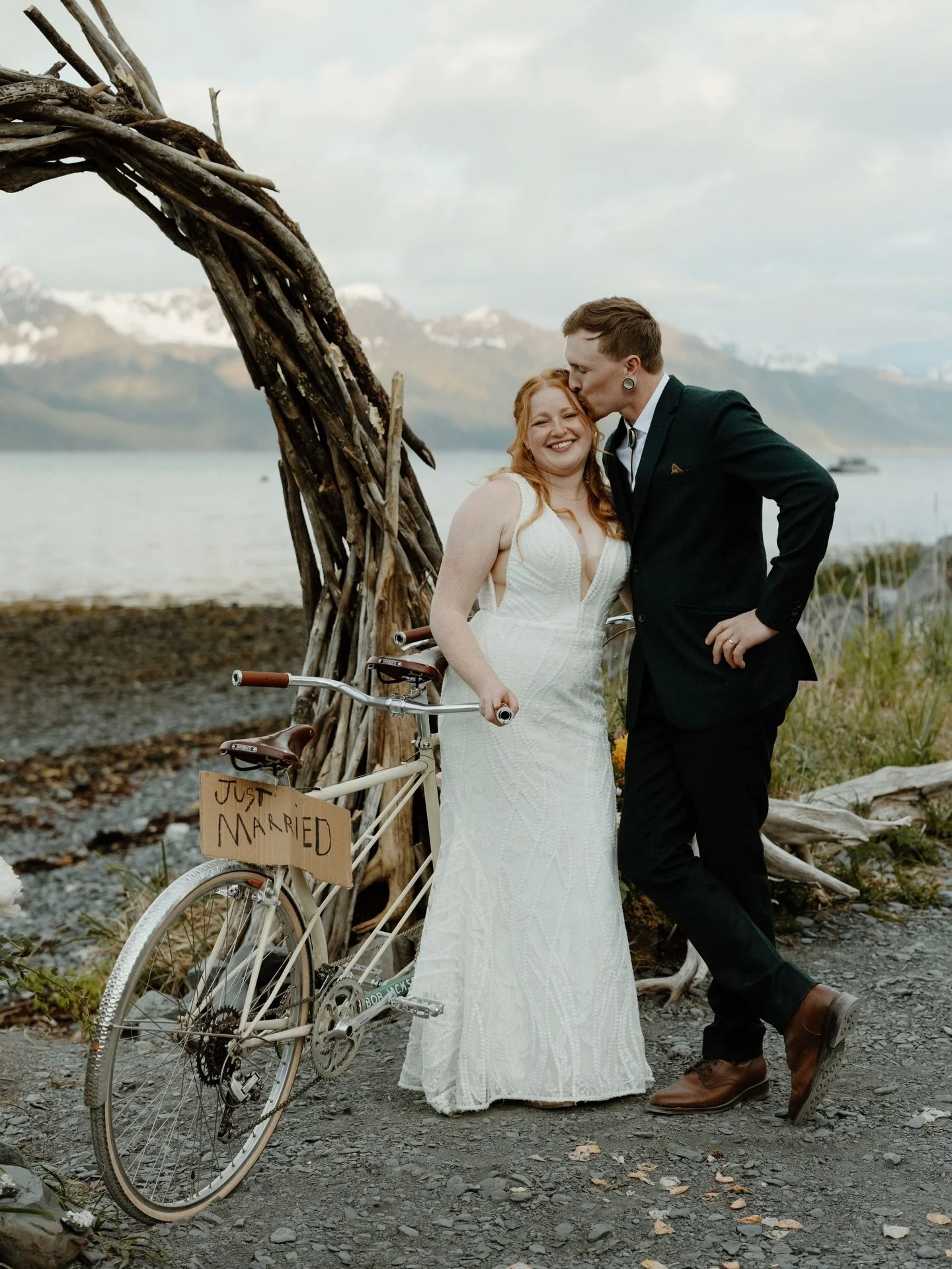 A rare sunny day in Seward from Jayne and Dorian&rsquo;s wedding day! This couple put so much thought and love into their guests and details of the day. They made, that&rsquo;s right &ldquo;made&rdquo;, ceramic vases for flowers, a tandem bicycle for