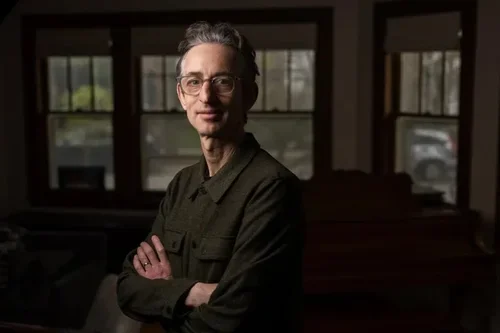 Chicago Tribune -- Column: Doc10 Anothy Kaufman Documentary Crisis