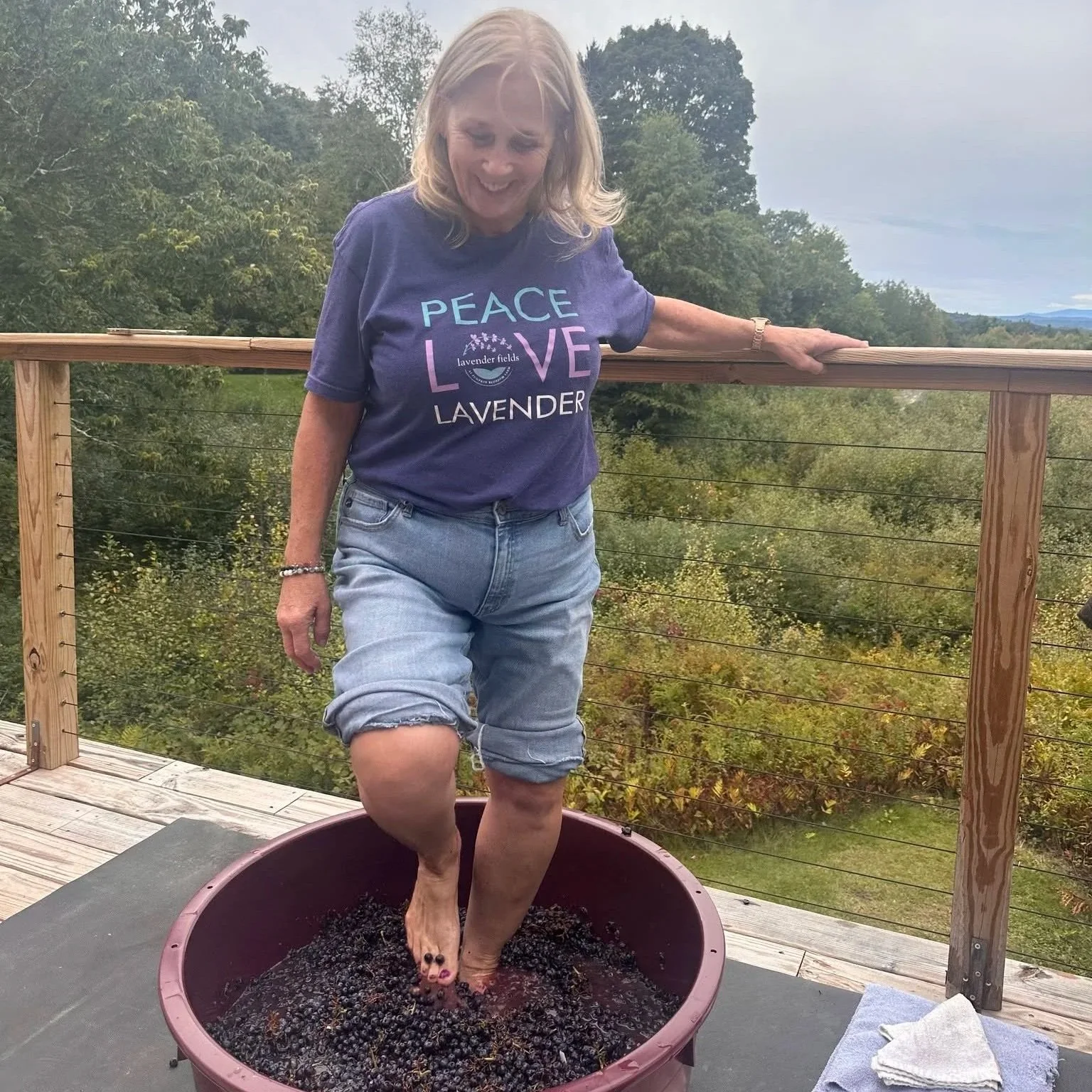 grape-stomping-wine-club-event-003.jpg