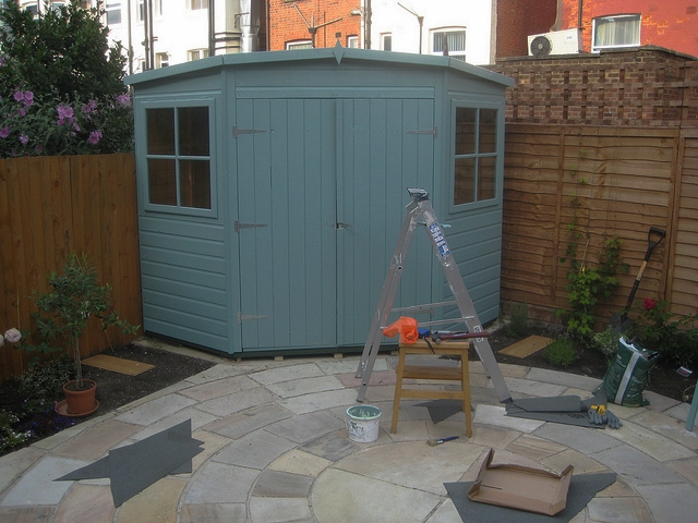   Garden Makeovers   From simple garden clearances to full scale makeovers - we love a good before and after pic! 