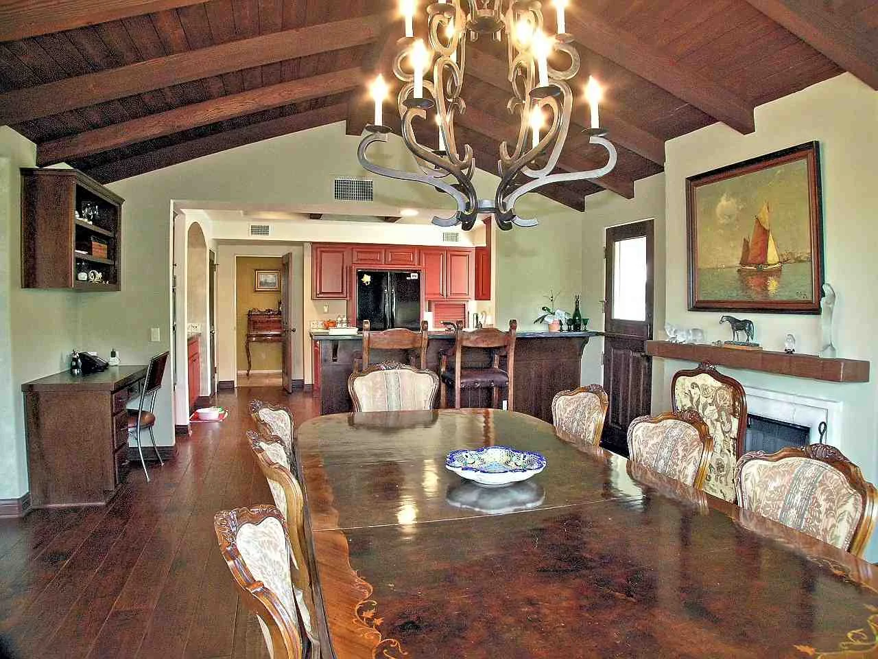 Dining Kitchen.jpg