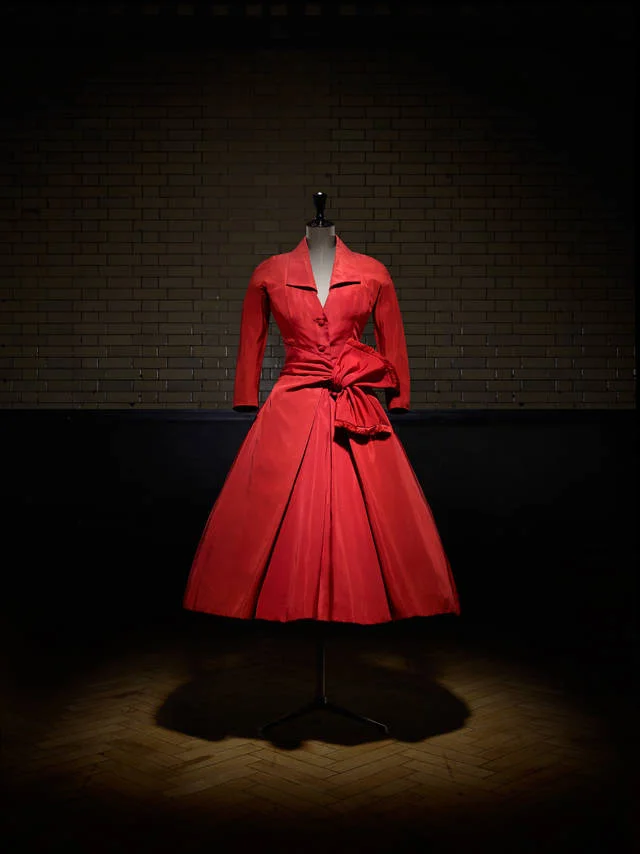V&A