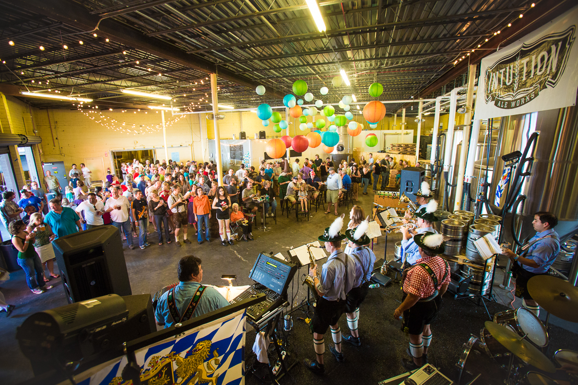LR0019_Oktoberfest_Intuition.jpg