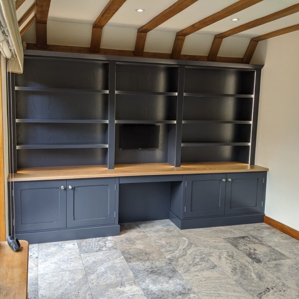 Felpham Fitted Bookshelves