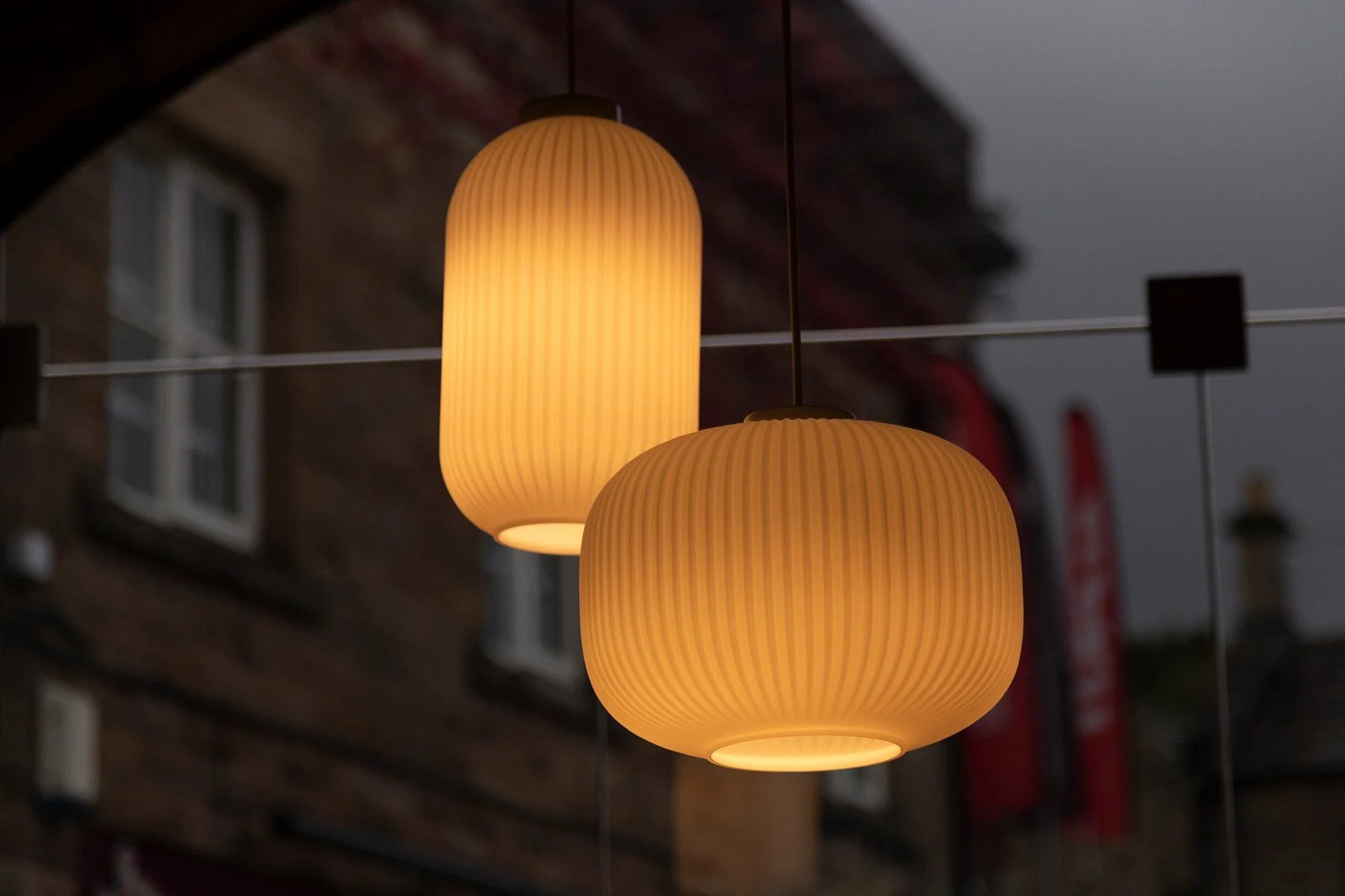colemans-cafe-hathersage-lights.jpg