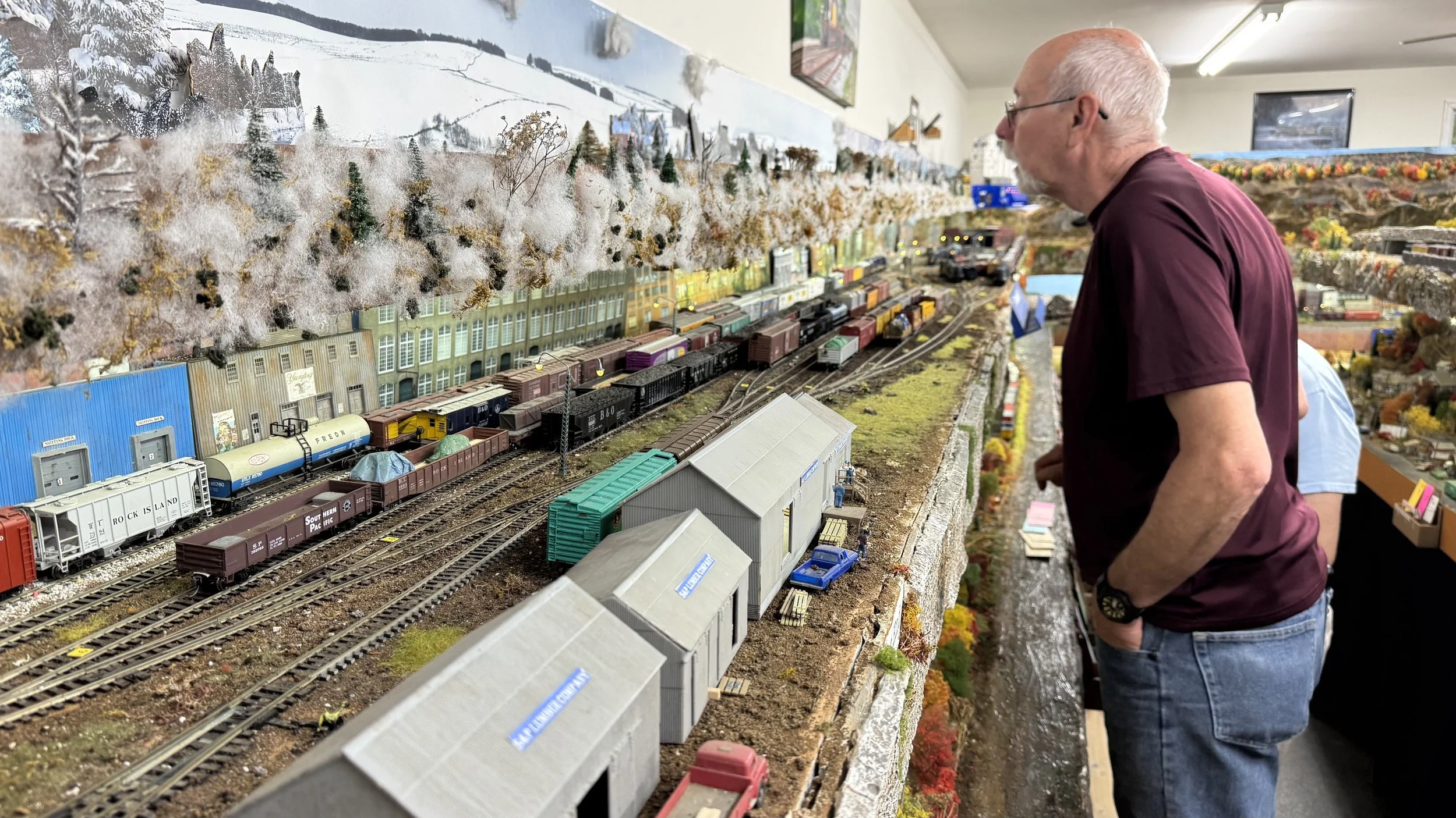 John  Looking for Cars on Bill's B&amp;O